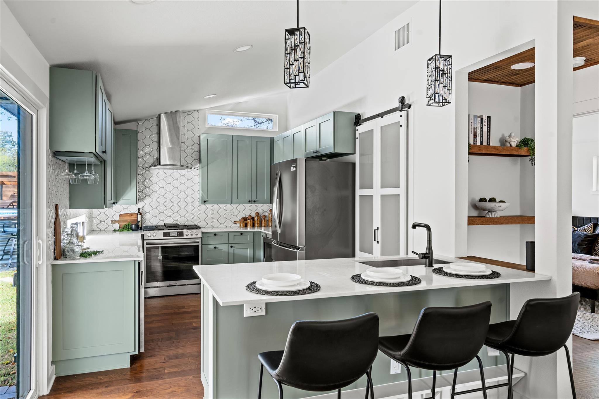 1006 Cherico St, Austin, TX 78702