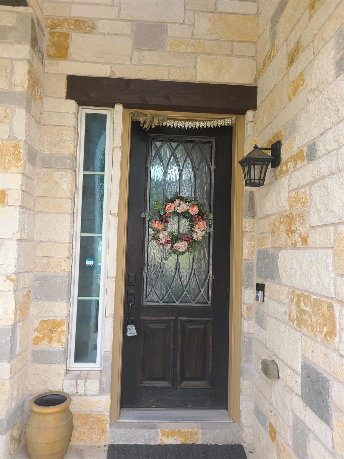 608 Cascada Ln, Round Rock, TX 78681