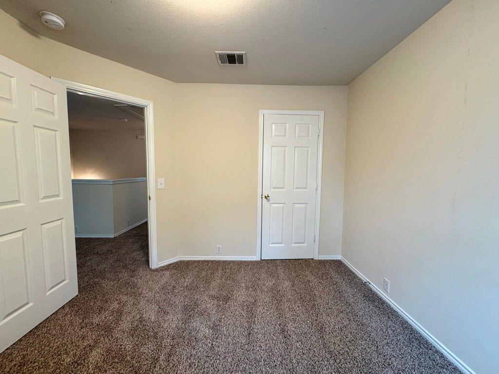 251 Utterback # A, Kyle, TX 78640