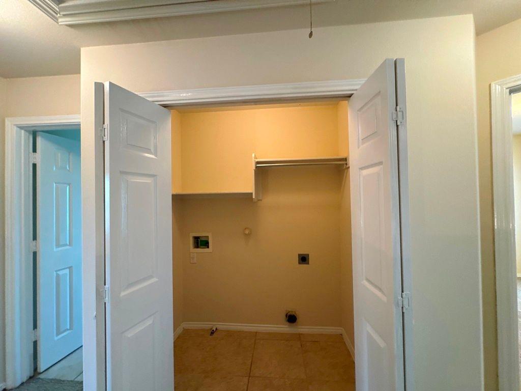 251 Utterback # A, Kyle, TX 78640