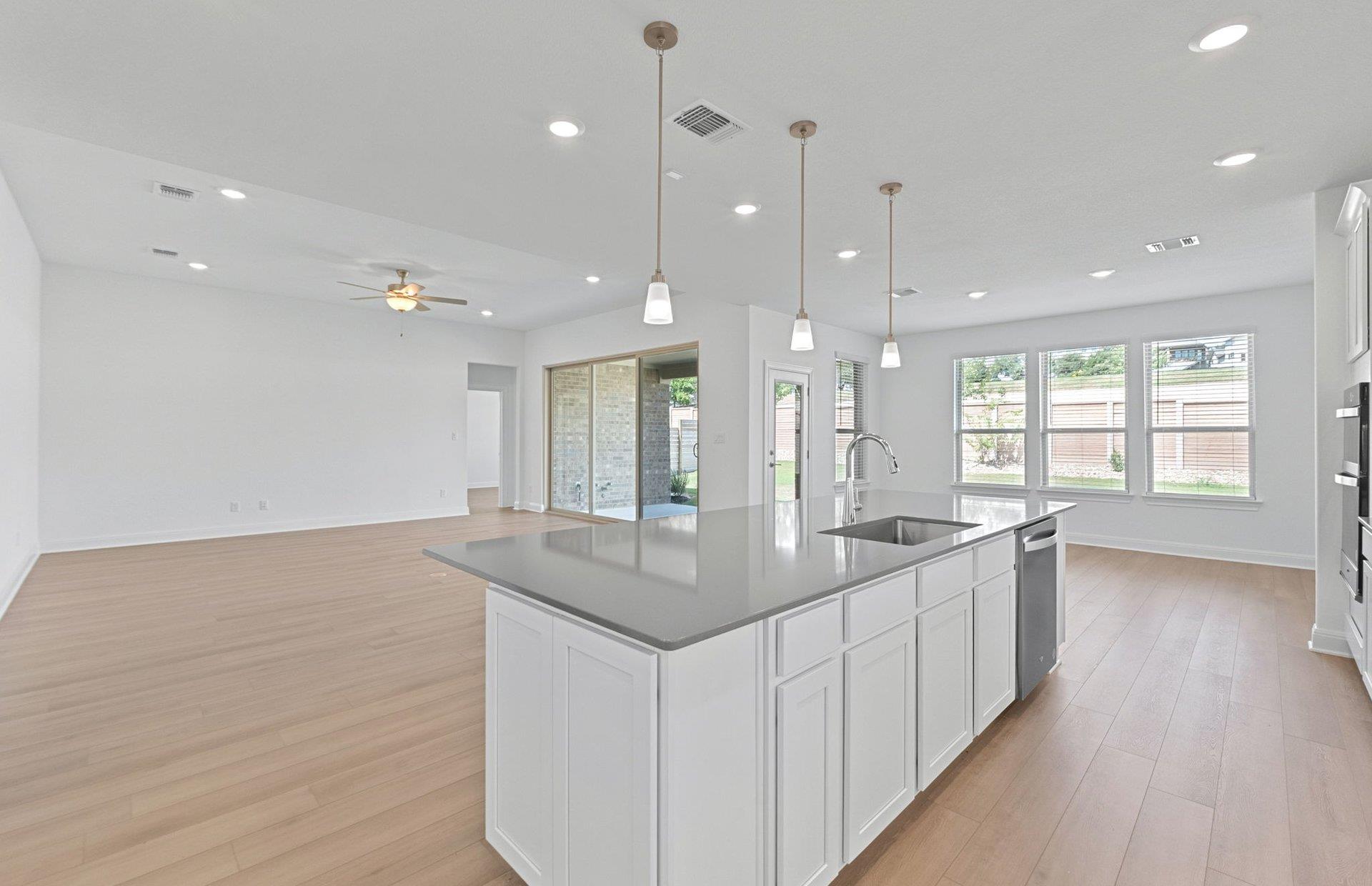 3109 Delaware St, Leander, TX 78641