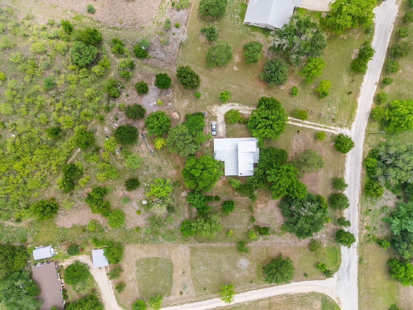 907 Horace Howard Dr, San Marcos, TX 78666