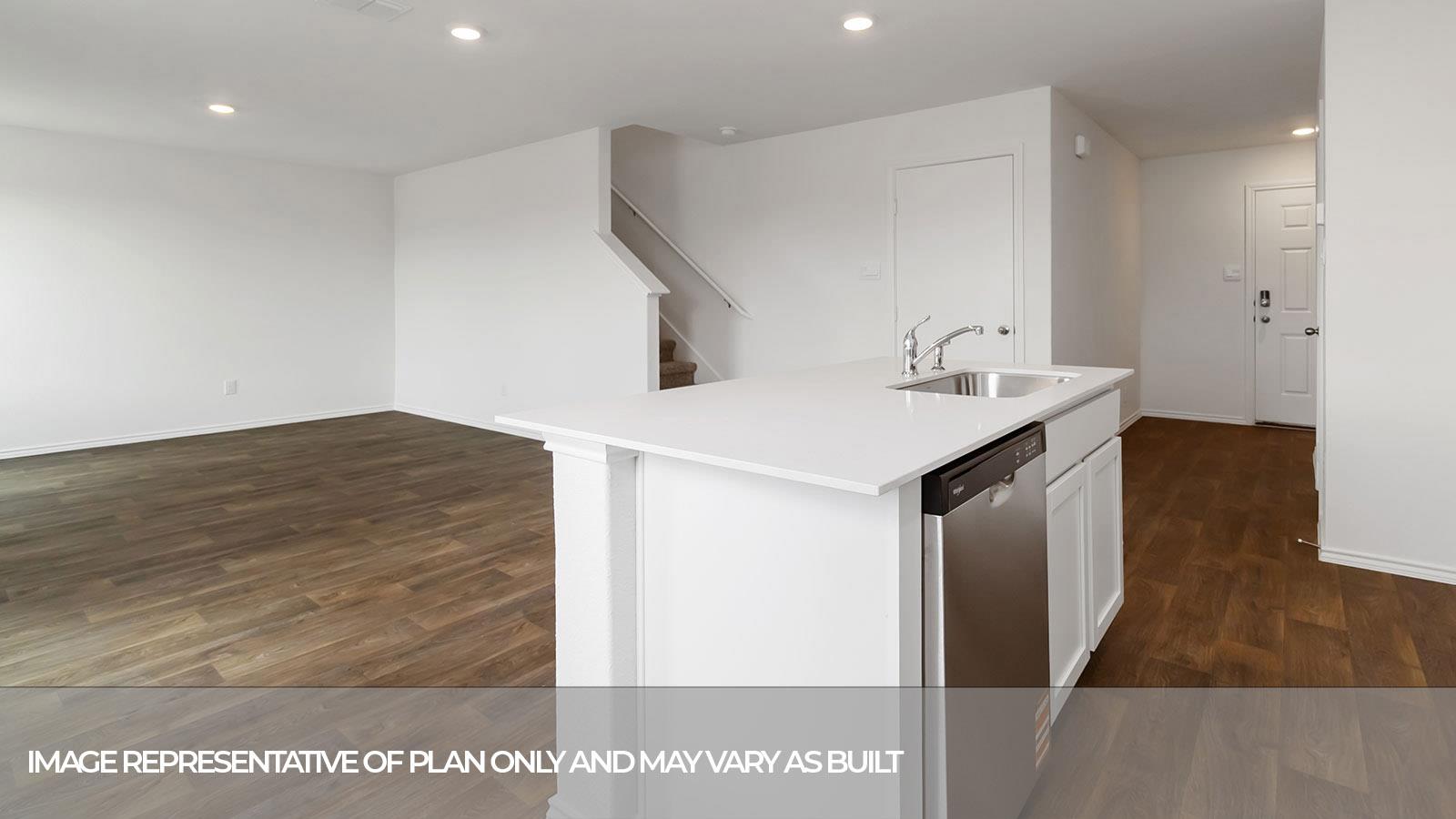 504 WILD GOOSE Dr, Luling, TX 78648