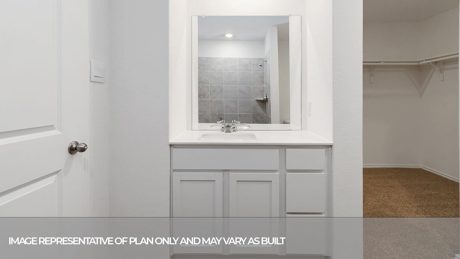 504 WILD GOOSE Dr, Luling, TX 78648