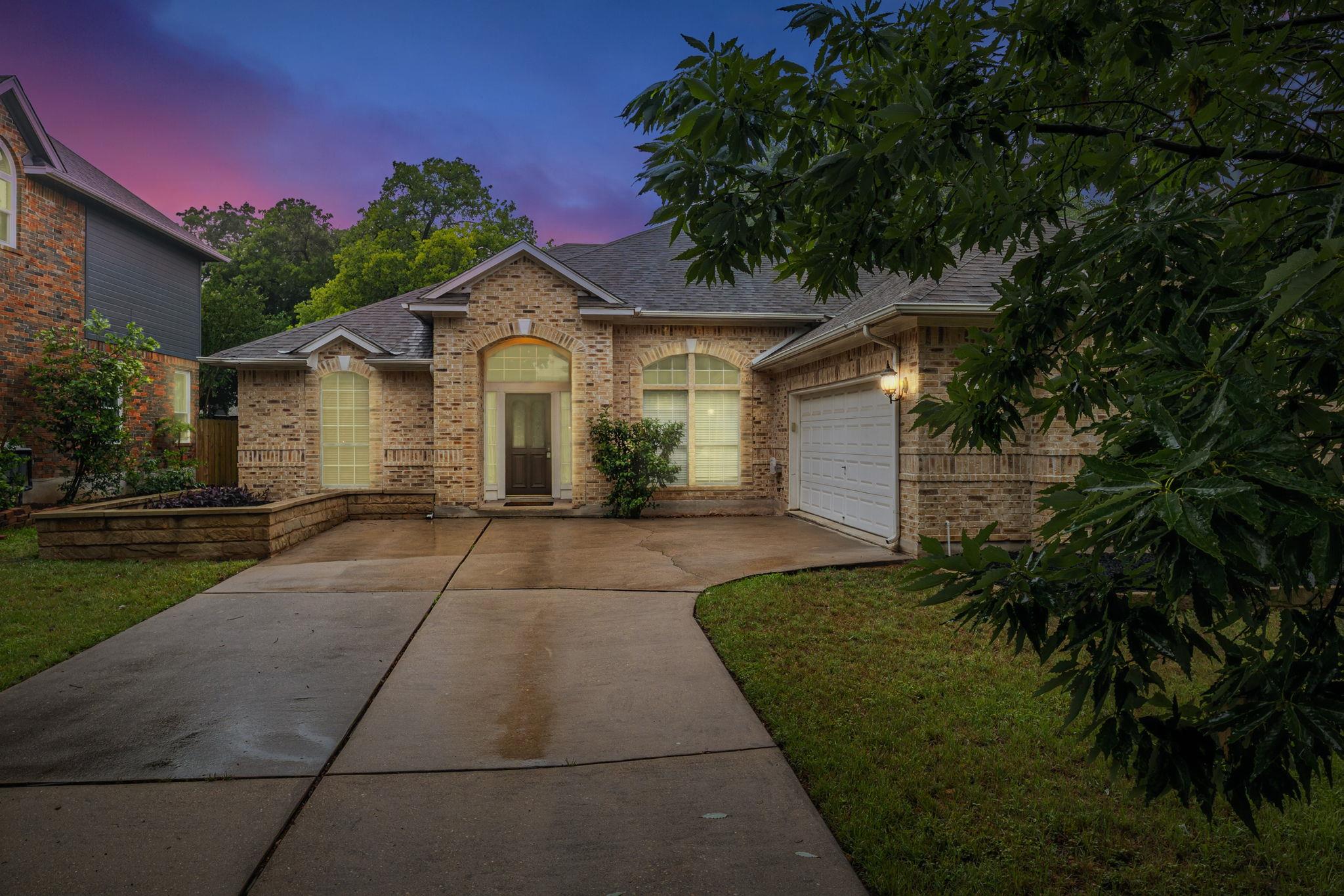 6419 Ira Ingram Dr, Austin, TX 78749