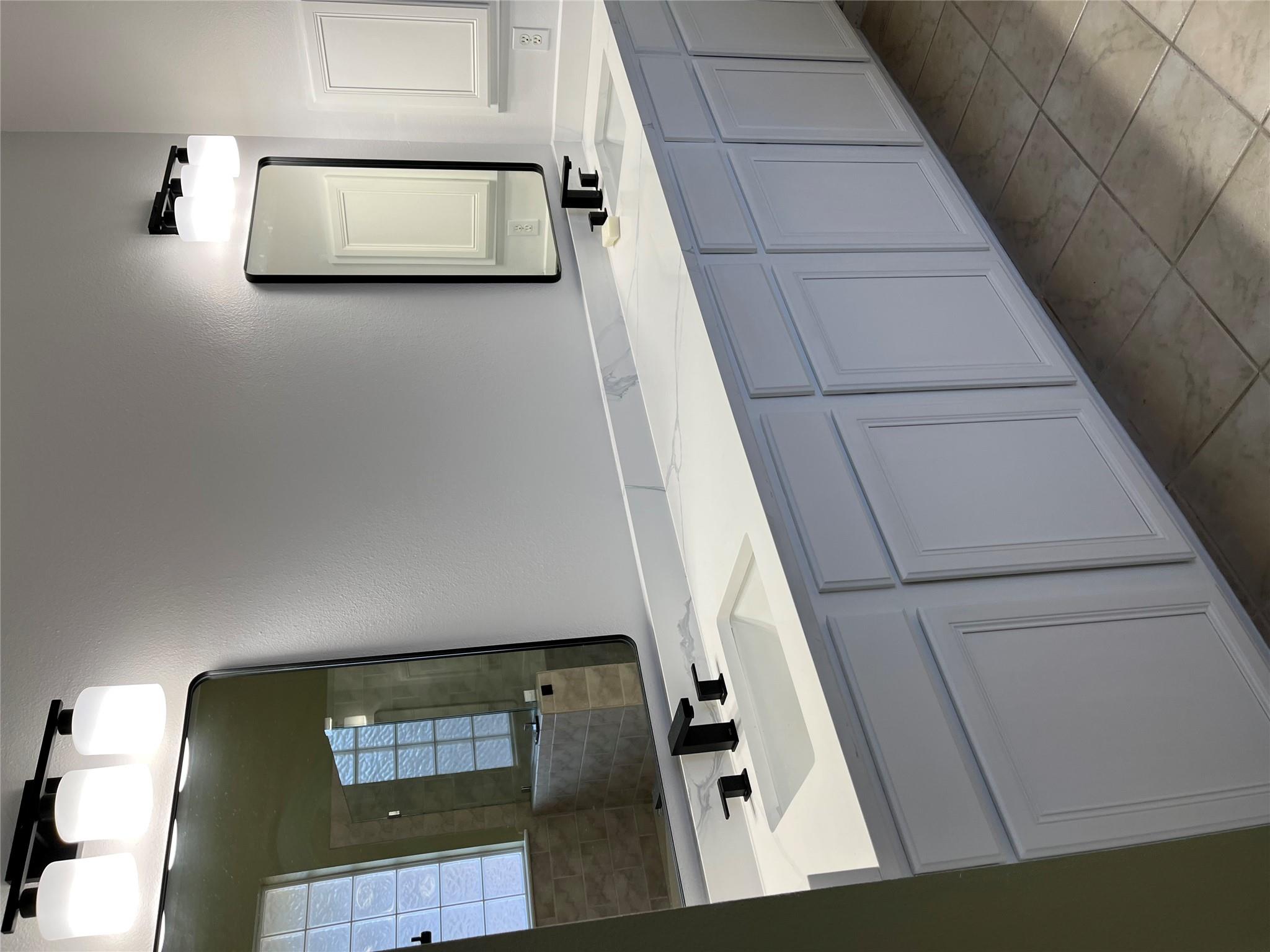 6419 Ira Ingram Dr, Austin, TX 78749