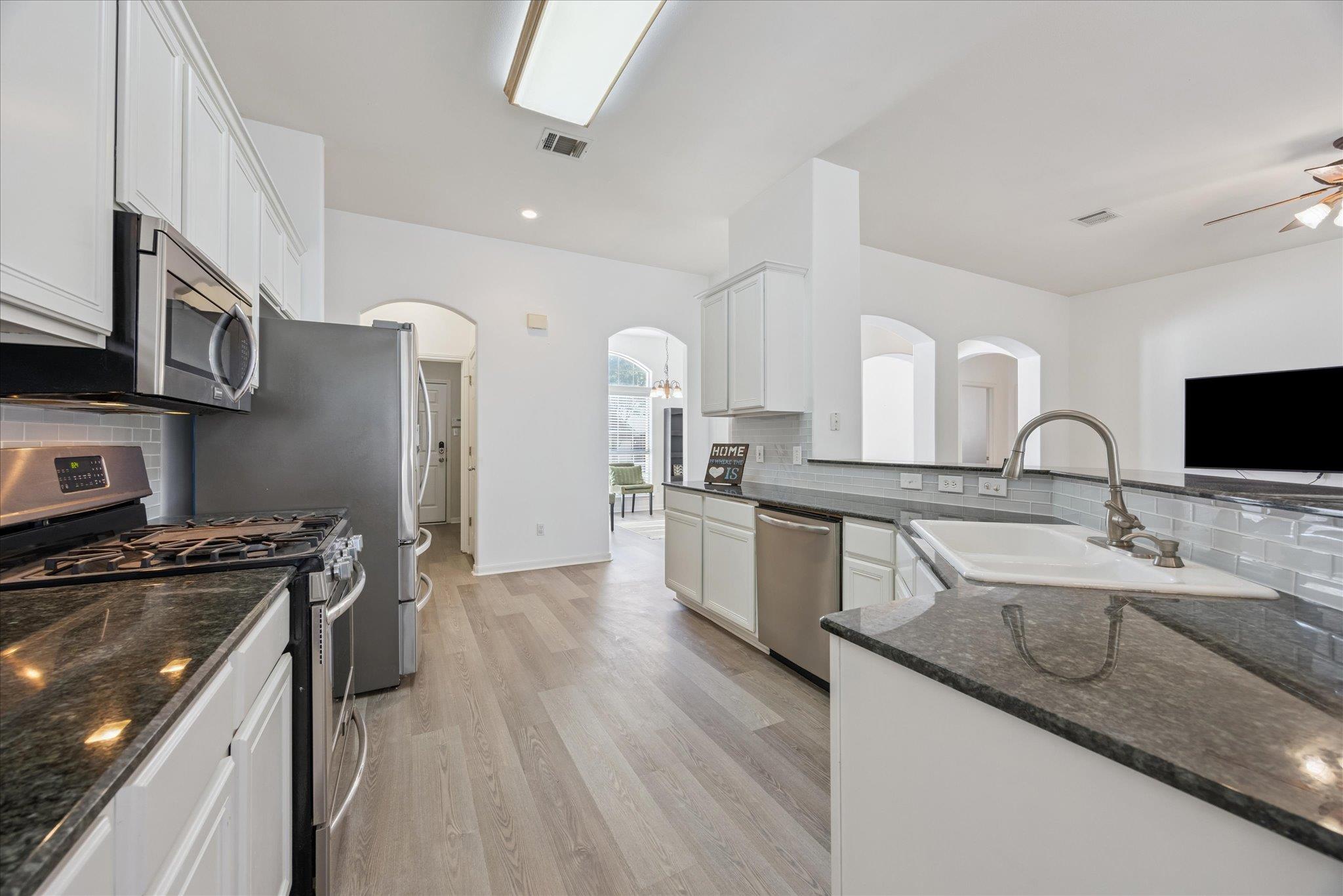 6419 Ira Ingram Dr, Austin, TX 78749