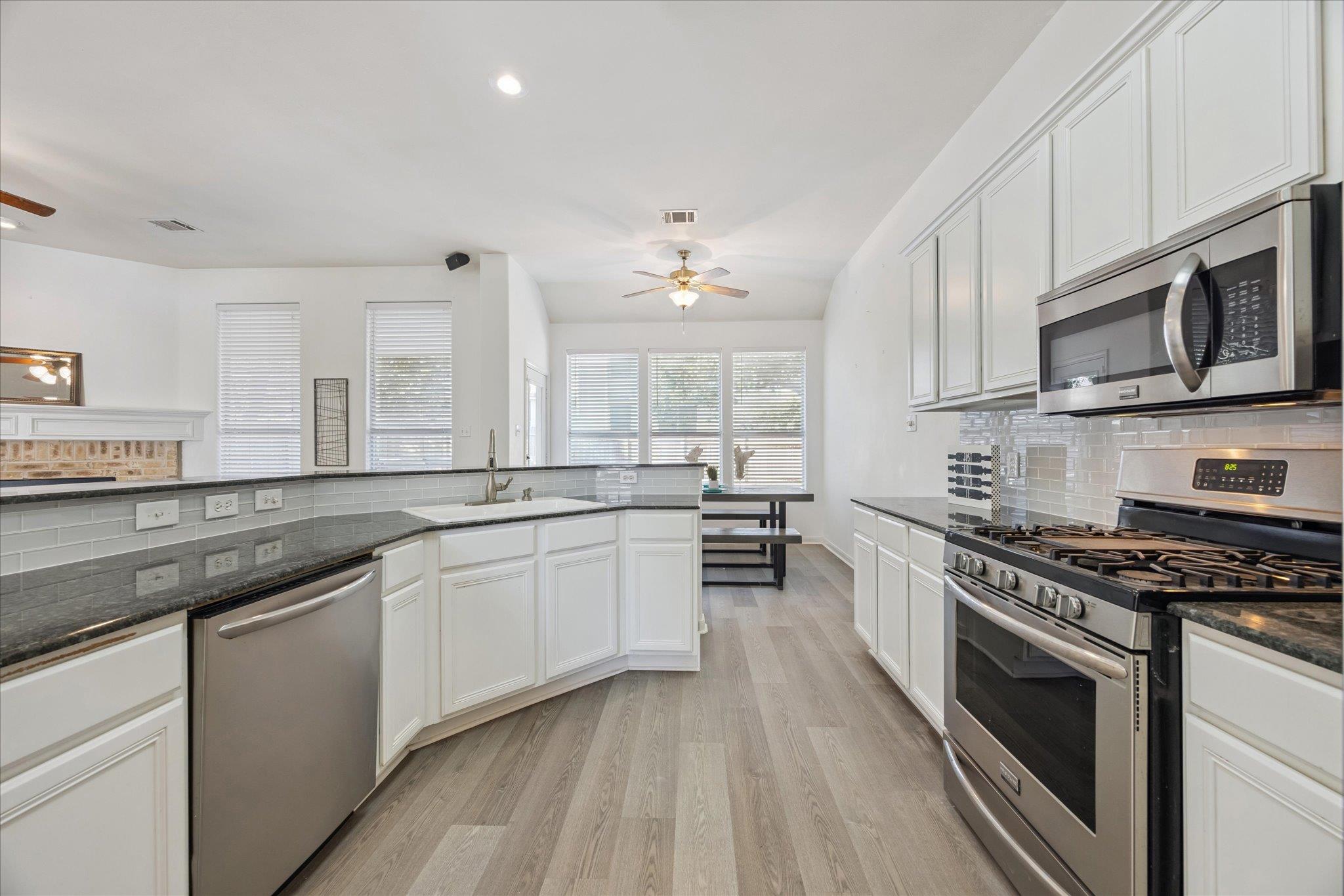 6419 Ira Ingram Dr, Austin, TX 78749