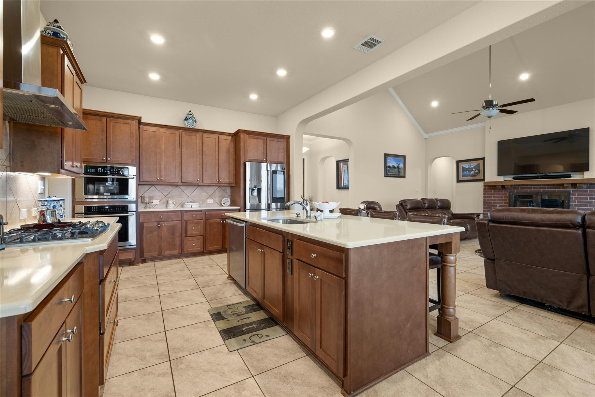 1800 County Road 305, Jarrell, TX 76537