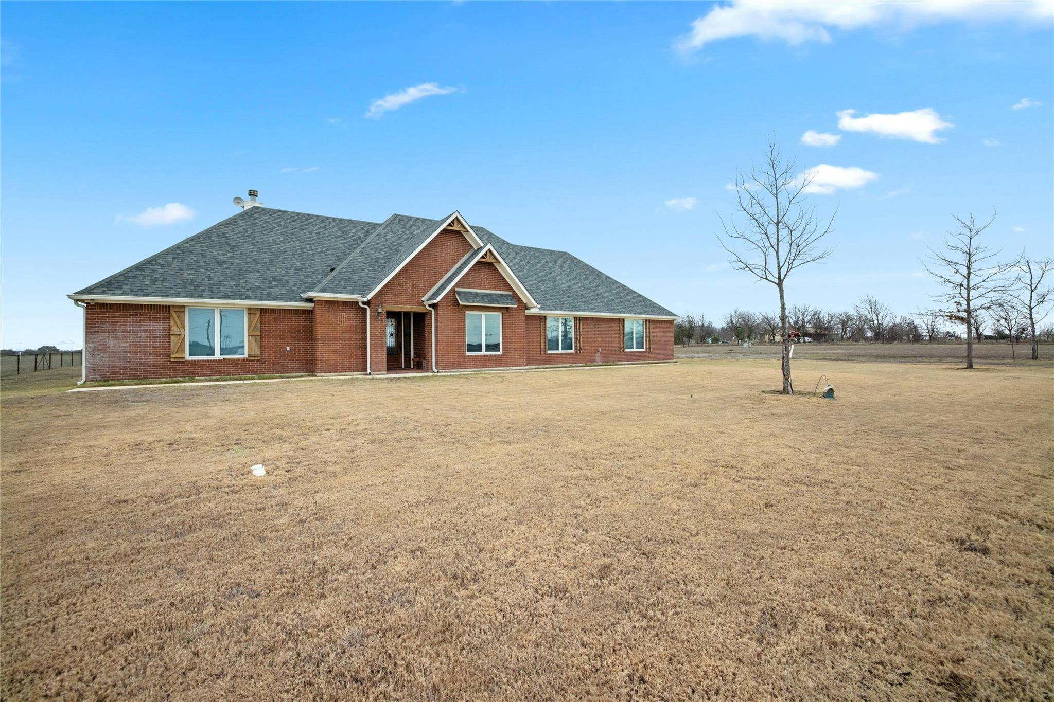 1800 County Road 305, Jarrell, TX 76537