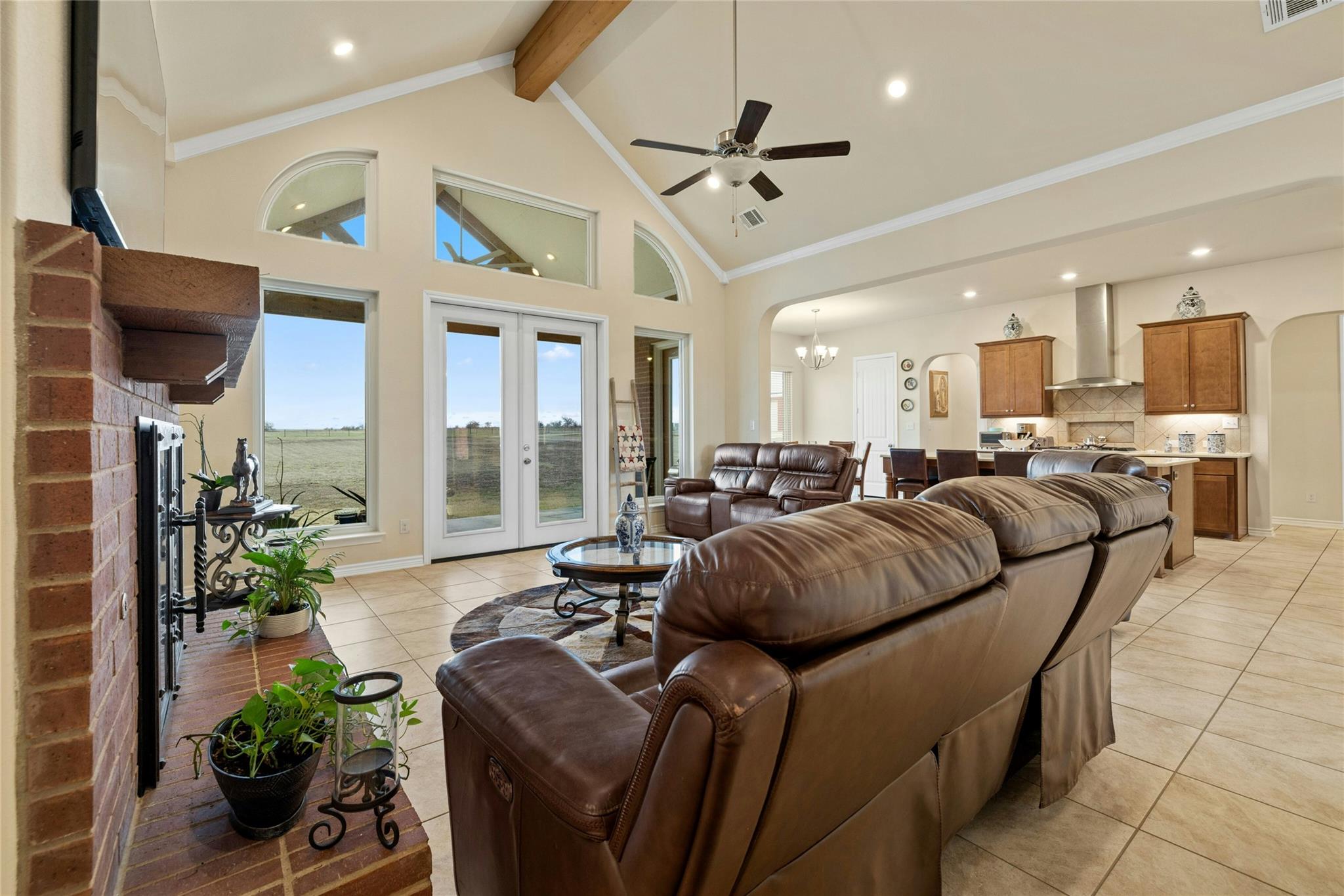 1800 County Road 305, Jarrell, TX 76537