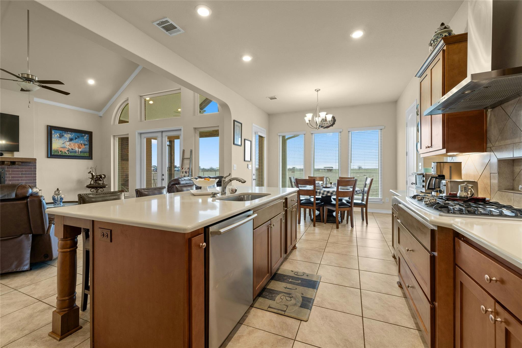 1800 County Road 305, Jarrell, TX 76537
