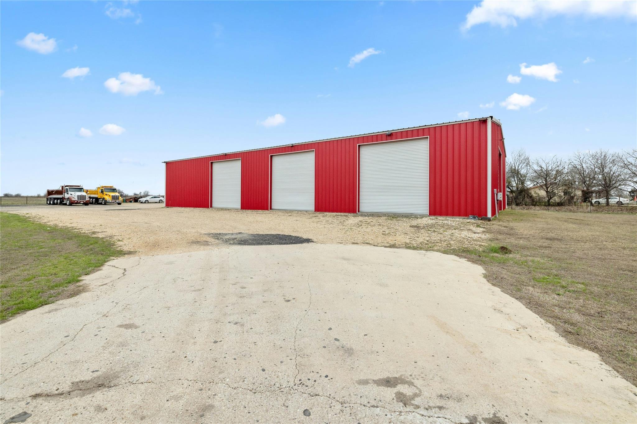 1800 County Road 305, Jarrell, TX 76537