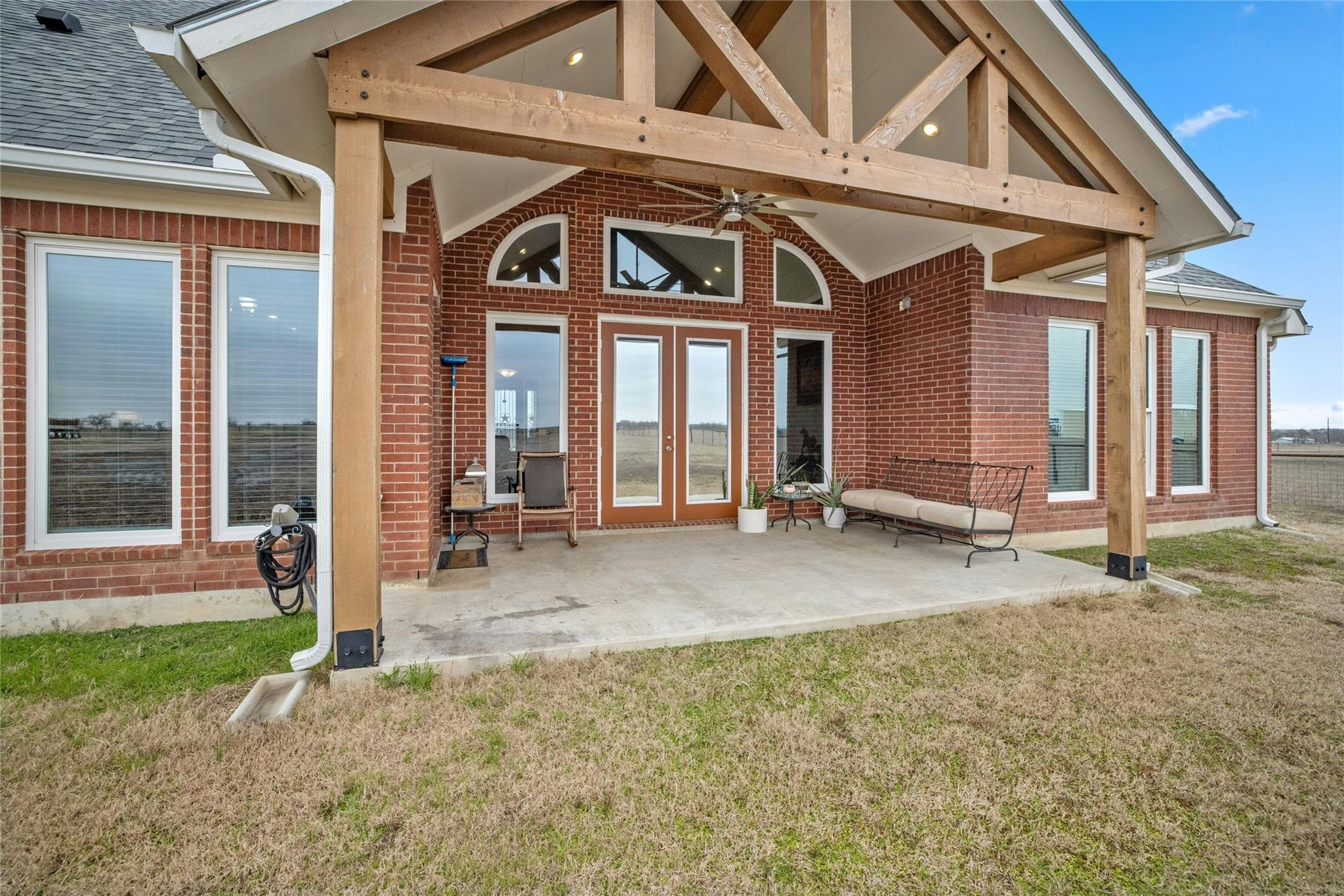 1800 County Road 305, Jarrell, TX 76537