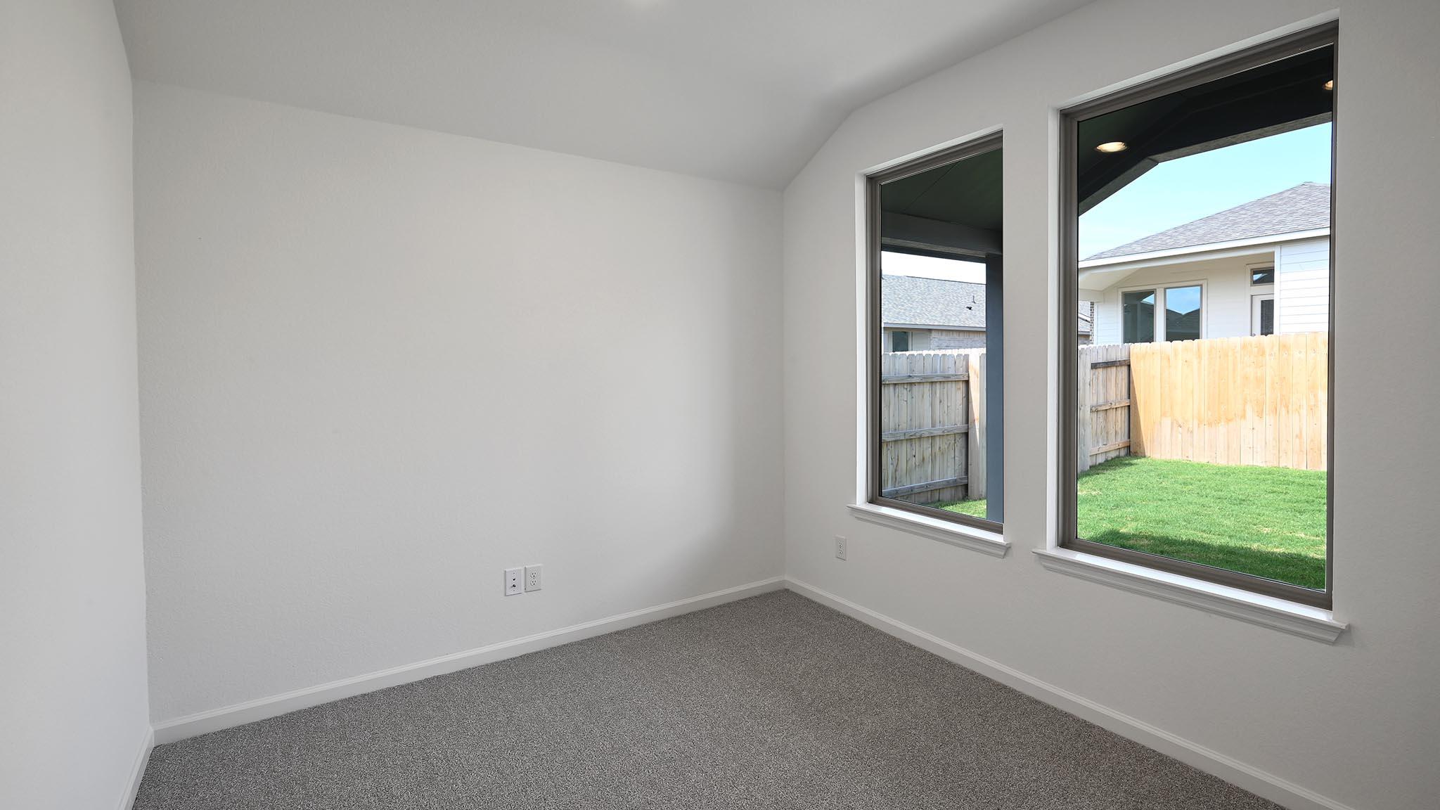 136 Endurance Dr, Kyle, TX 78640