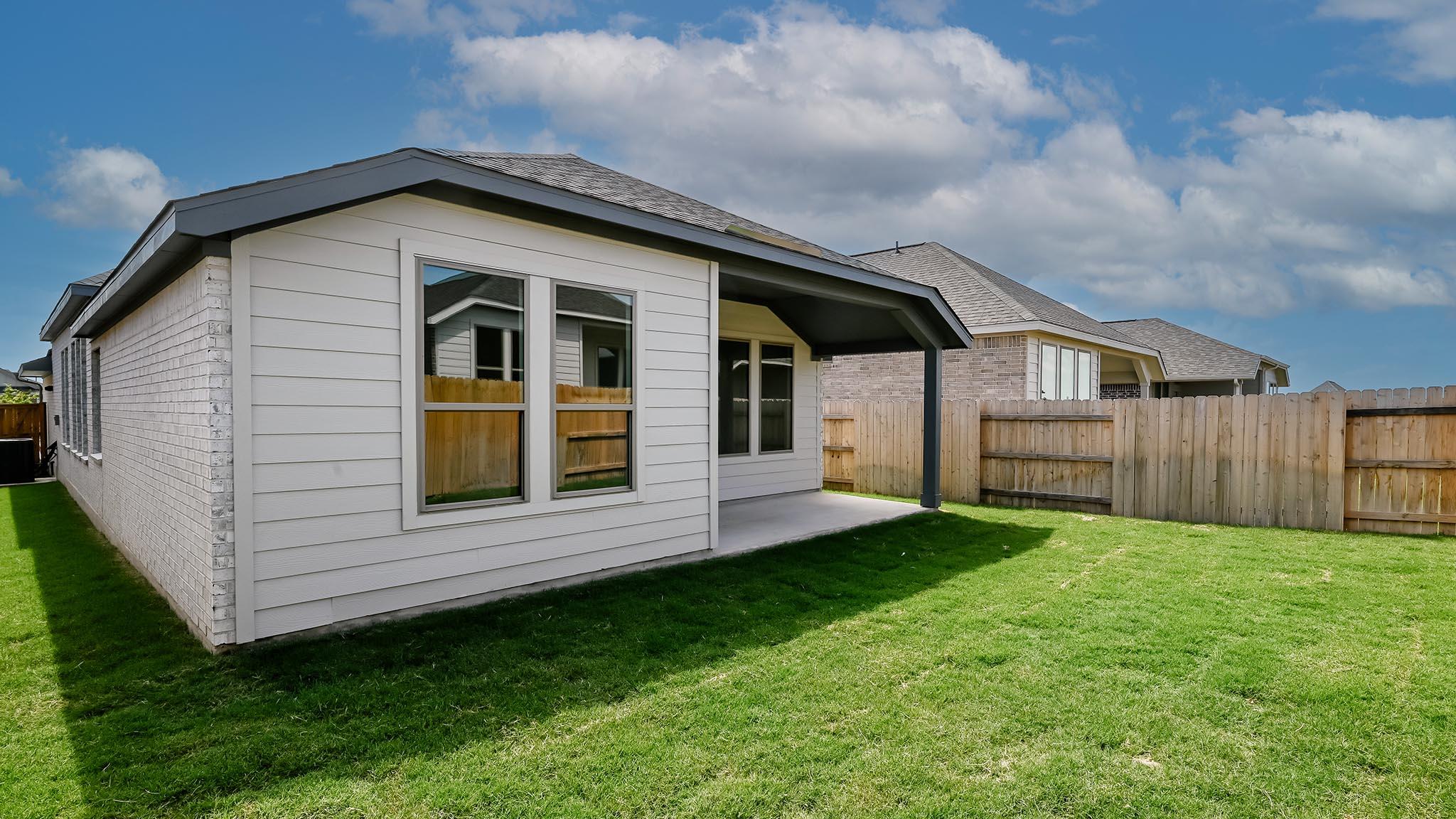 136 Endurance Dr, Kyle, TX 78640