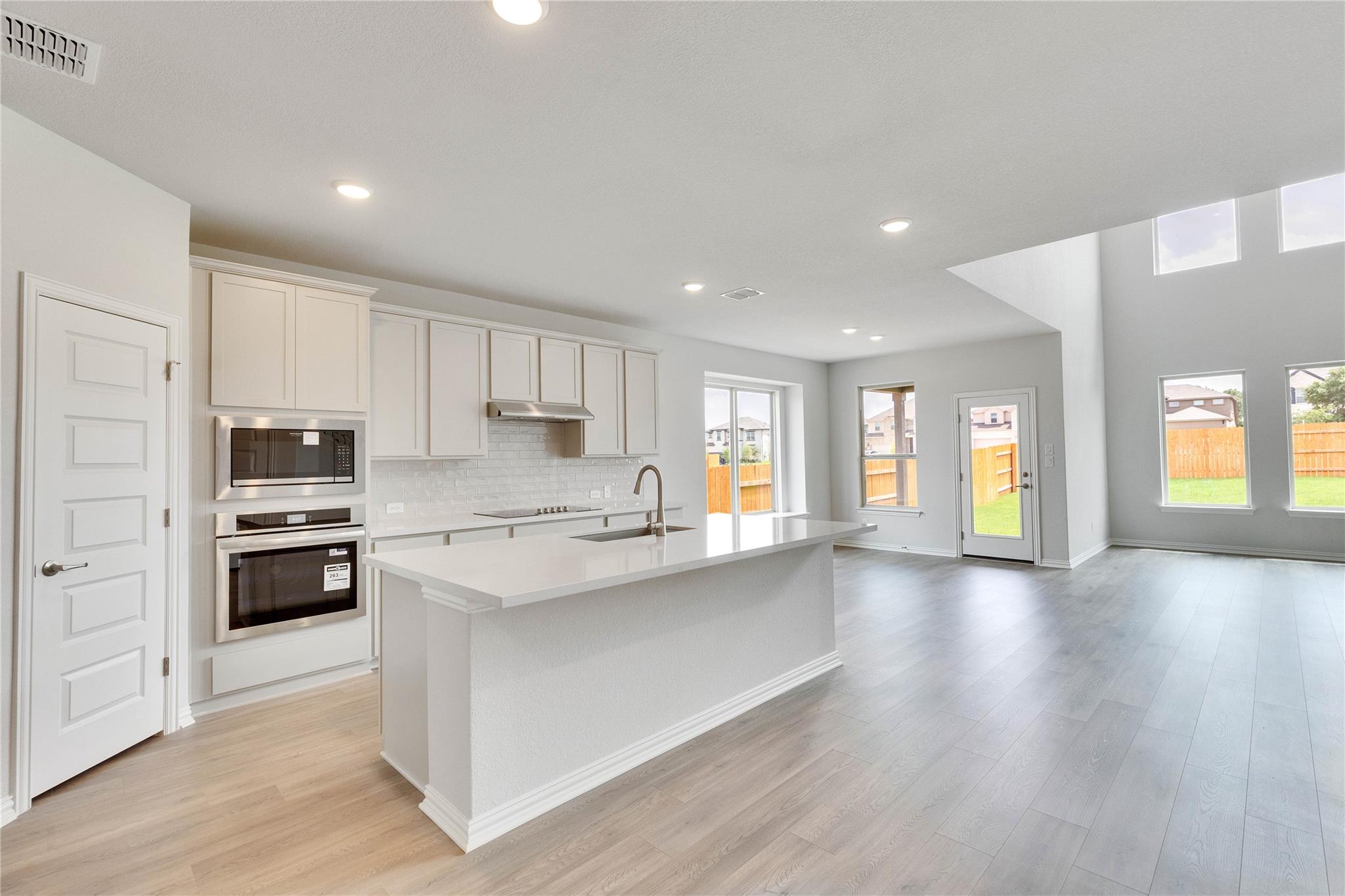 623 Breeze Hollow Ln, Georgetown, TX 78628