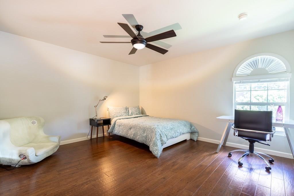 3110 Red River St # C-402, Austin, TX 78705