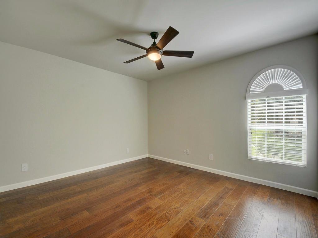 3110 Red River St # C-402, Austin, TX 78705