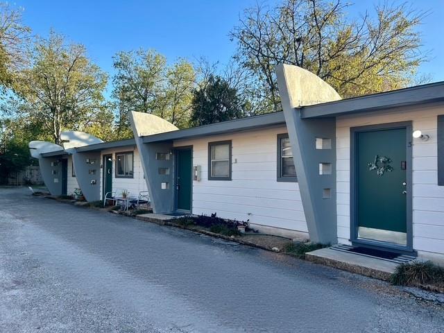 5213 Joe Sayers Ave # 4, Austin, TX 78756