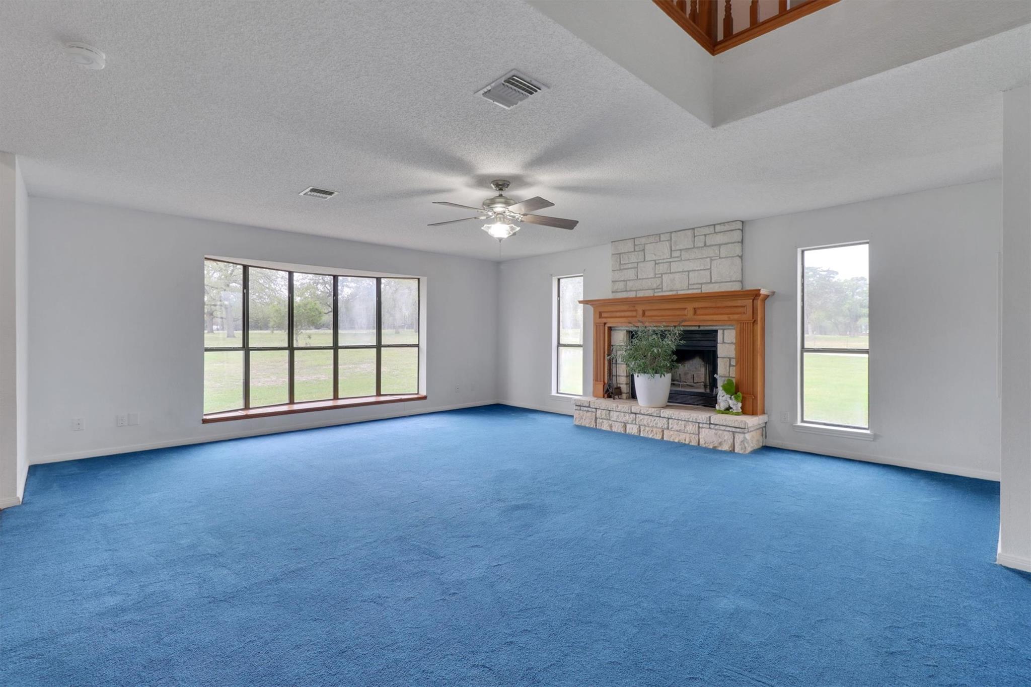 847 Highway 95 S, Smithville, TX 78957