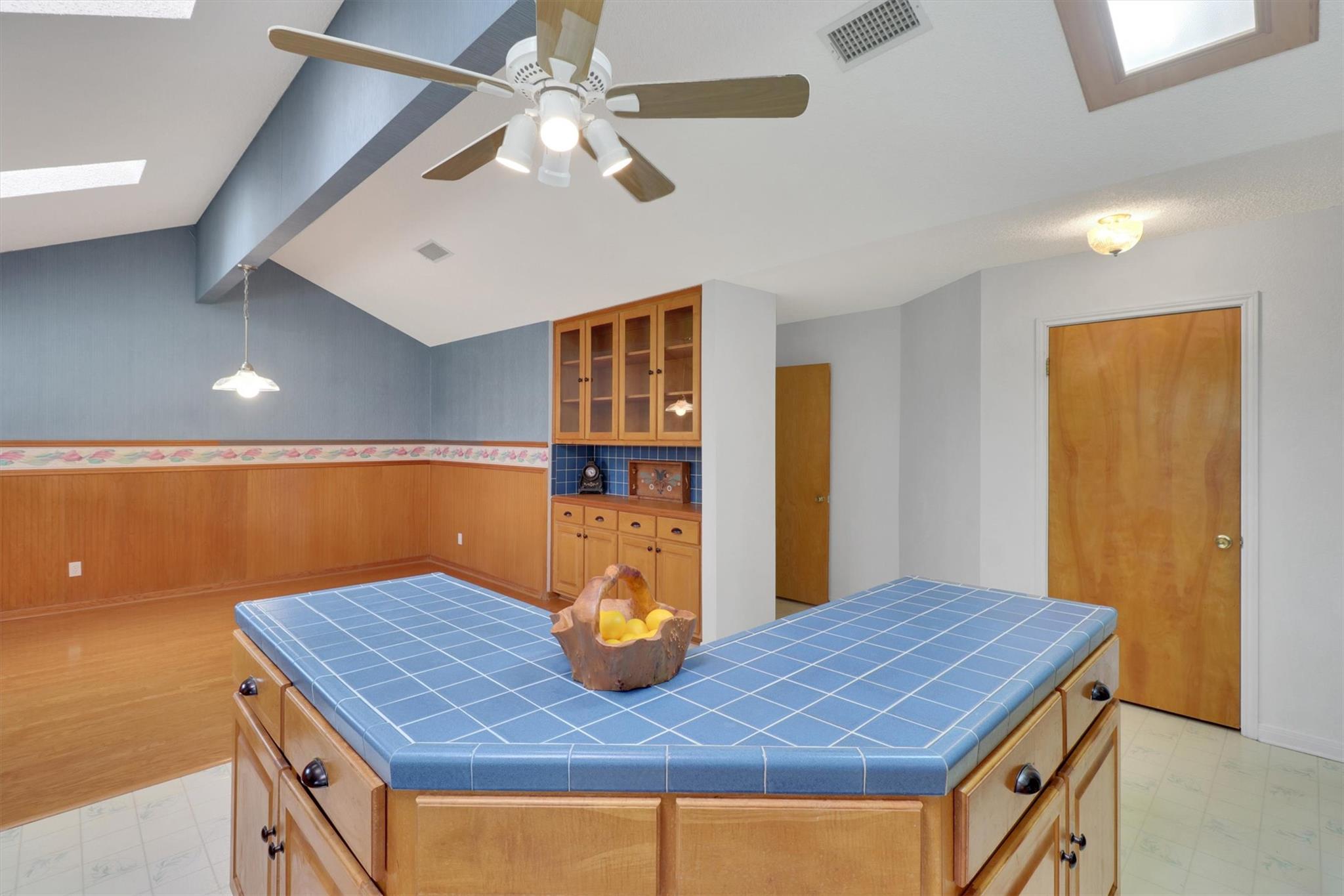 847 Highway 95 S, Smithville, TX 78957