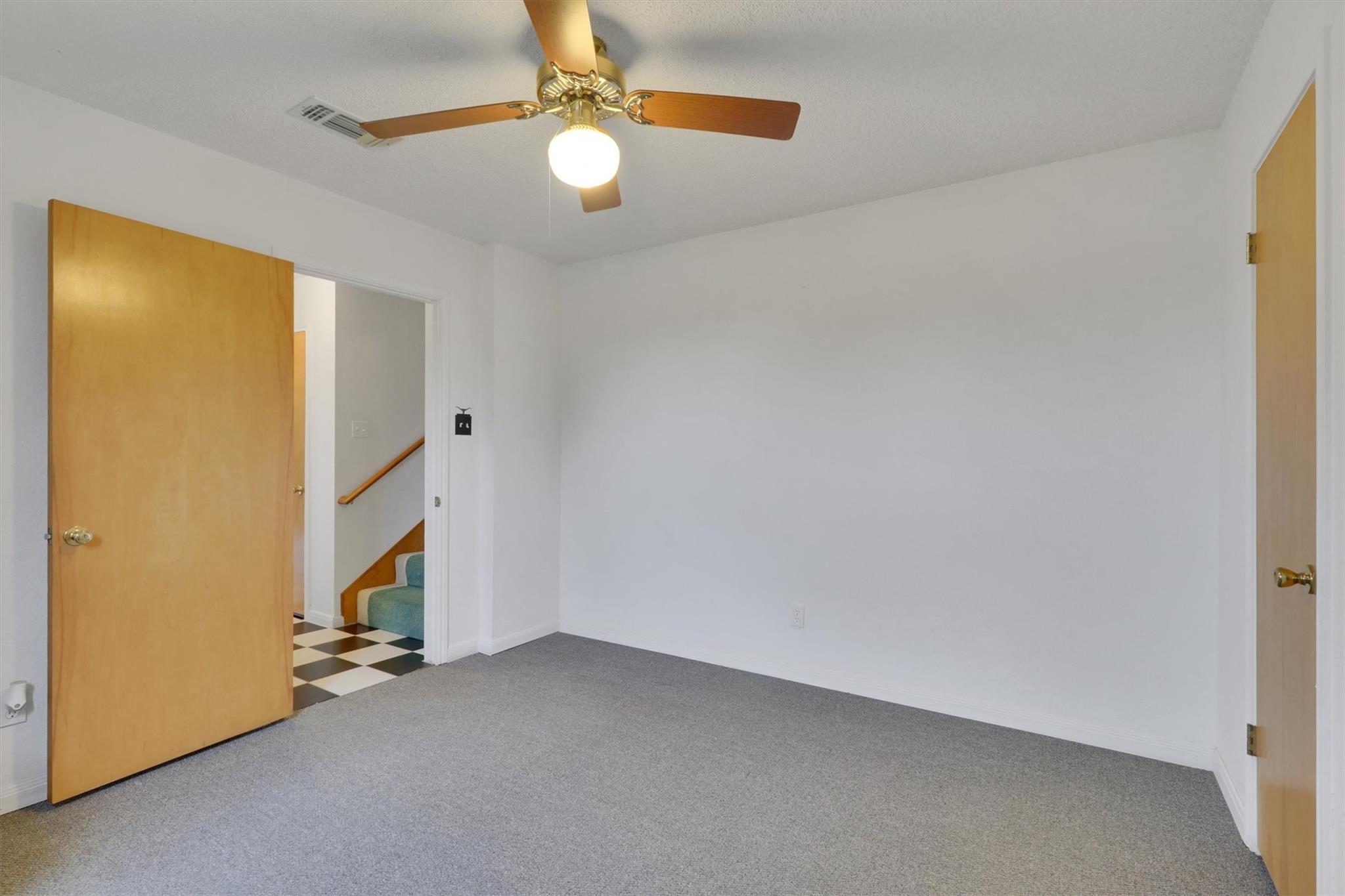 847 Highway 95 S, Smithville, TX 78957