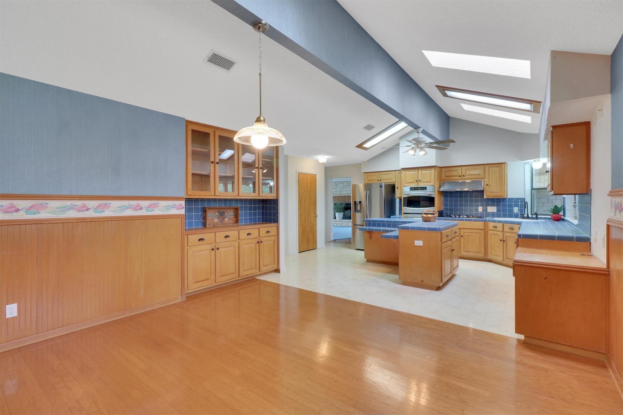 847 Highway 95 S, Smithville, TX 78957