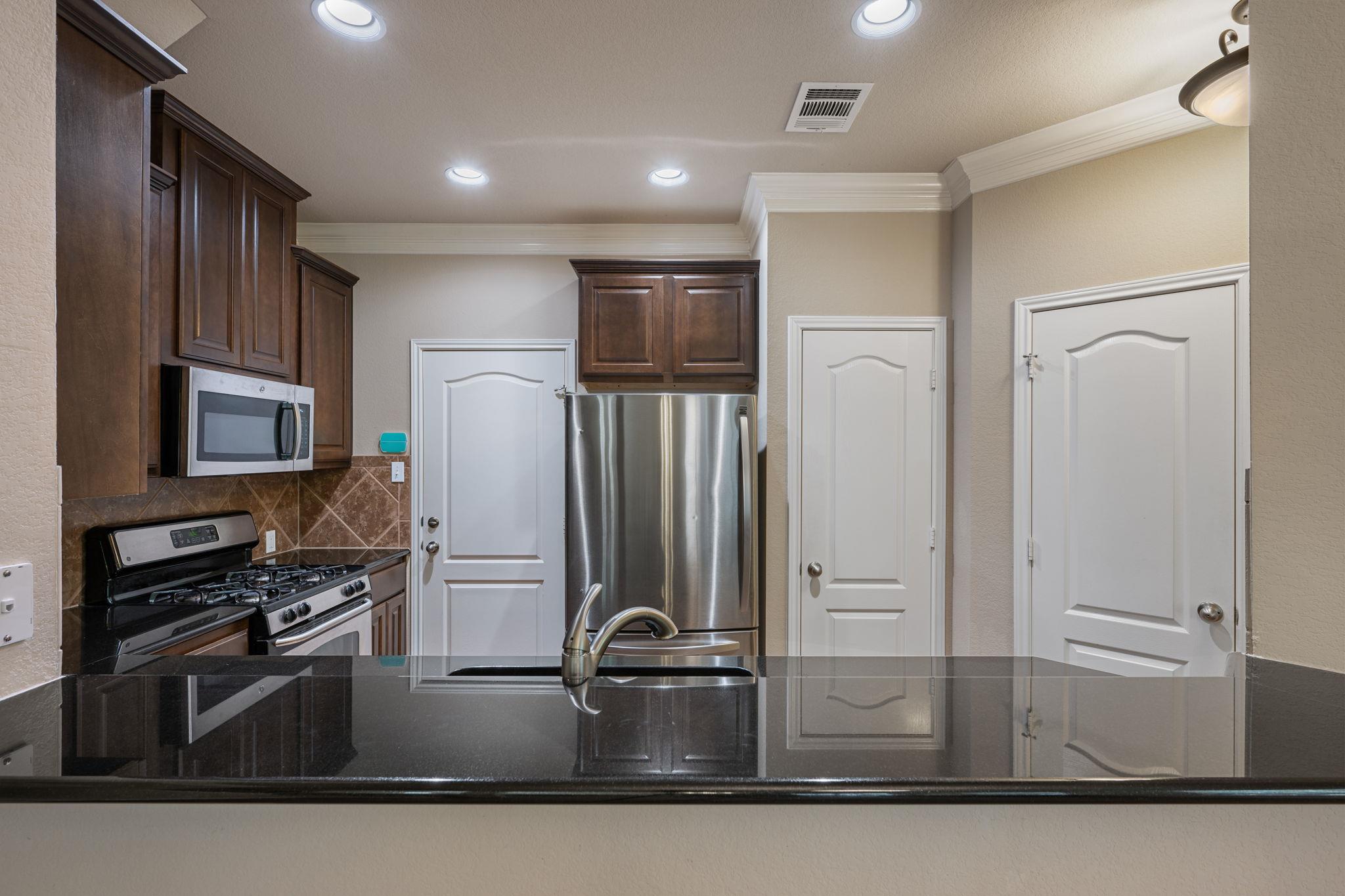 11000 Anderson Mill Rd # 96, Austin, TX 78750