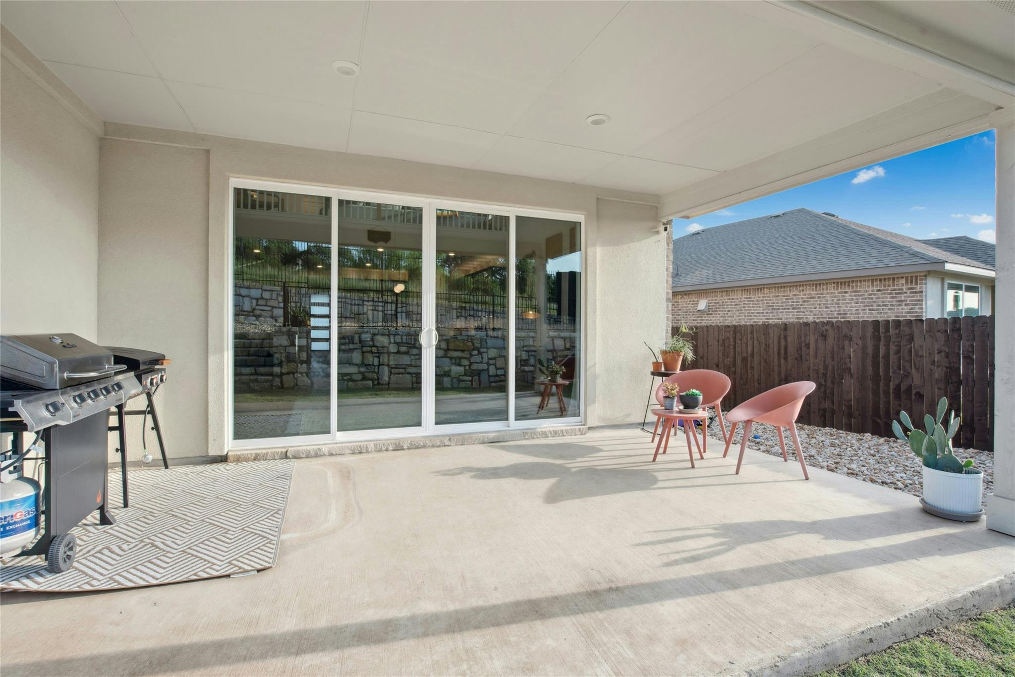 1844 Flying Horseshoe Bnd, Georgetown, TX 78628