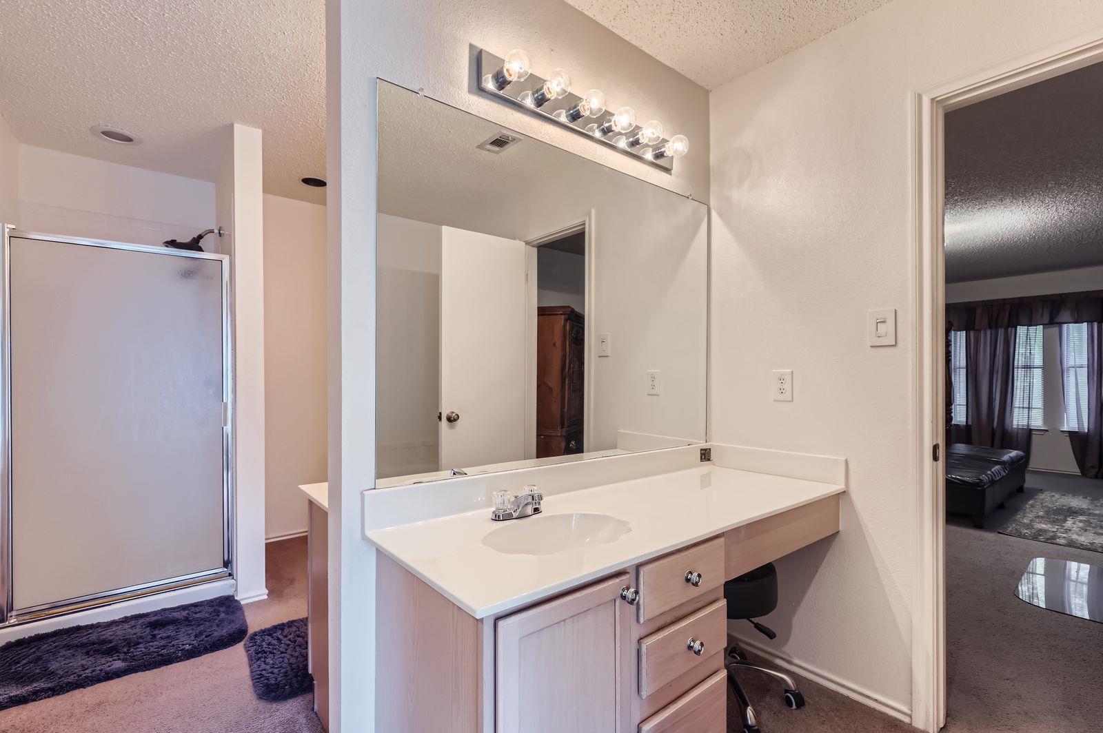 15300 Iola Cv, Austin, TX 78717