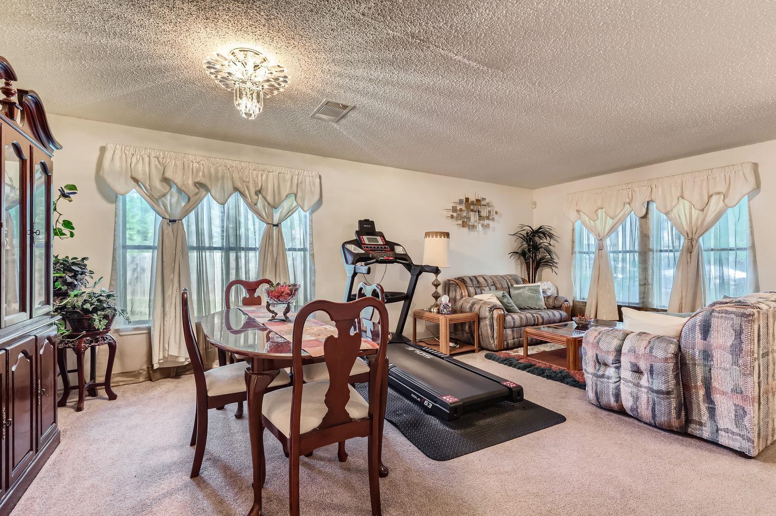 15300 Iola Cv, Austin, TX 78717