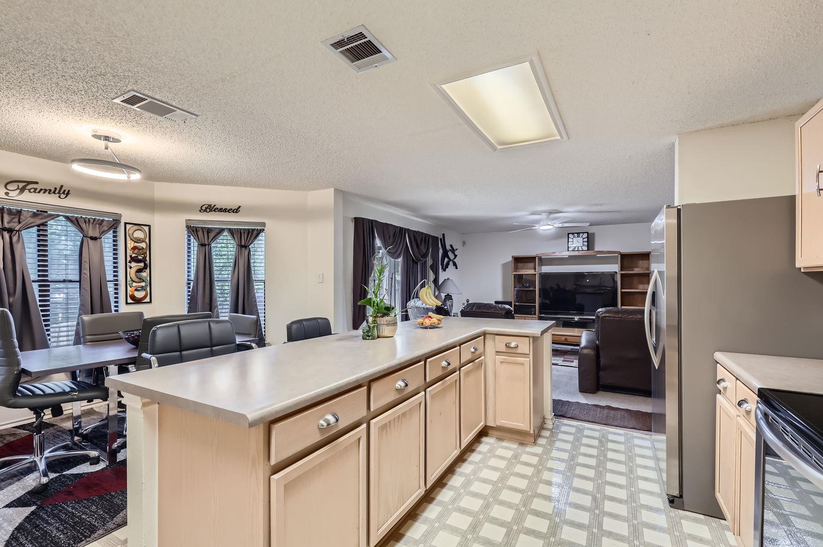 15300 Iola Cv, Austin, TX 78717