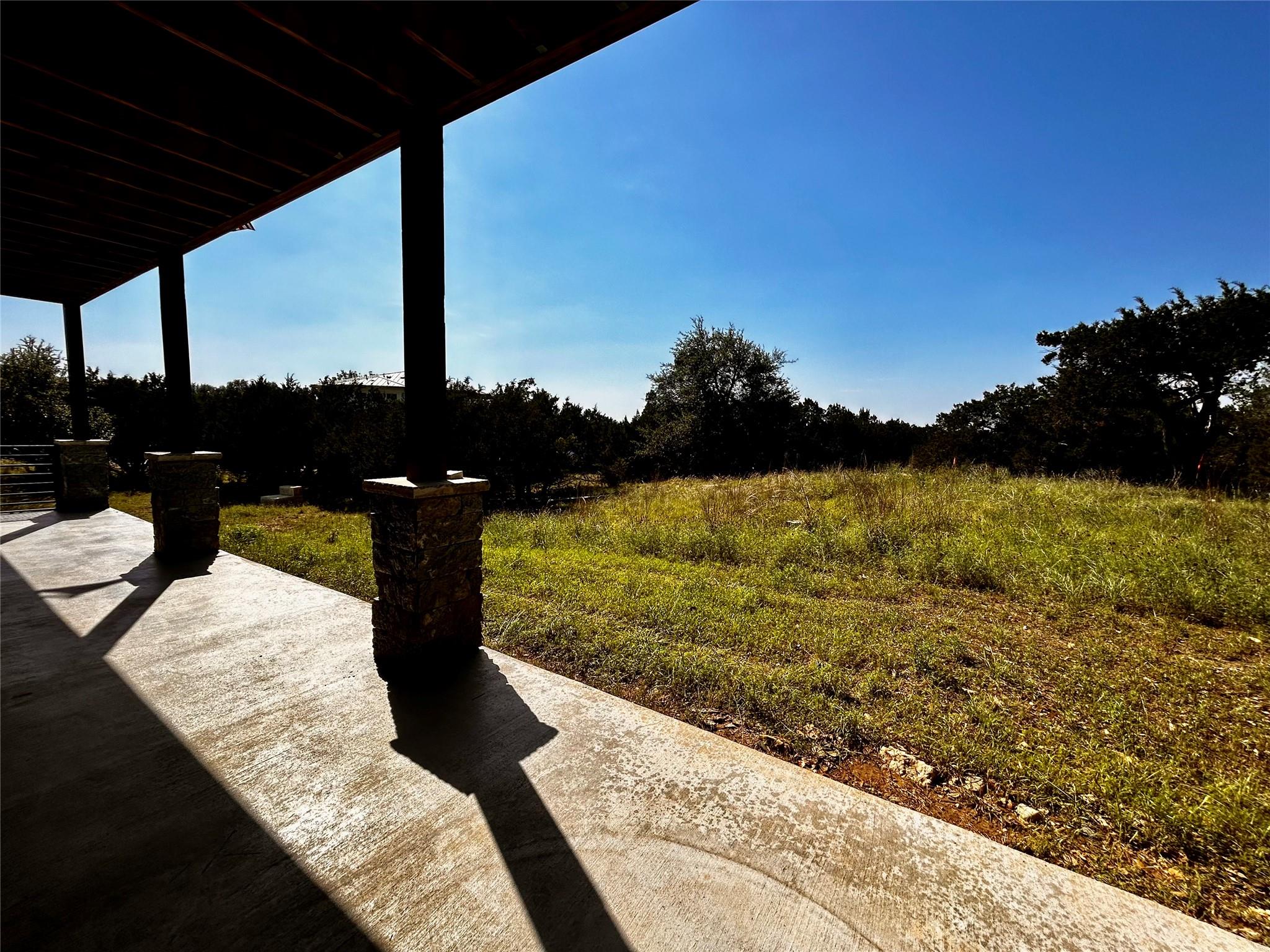 18700 Venture Dr, Point Venture, TX 78645