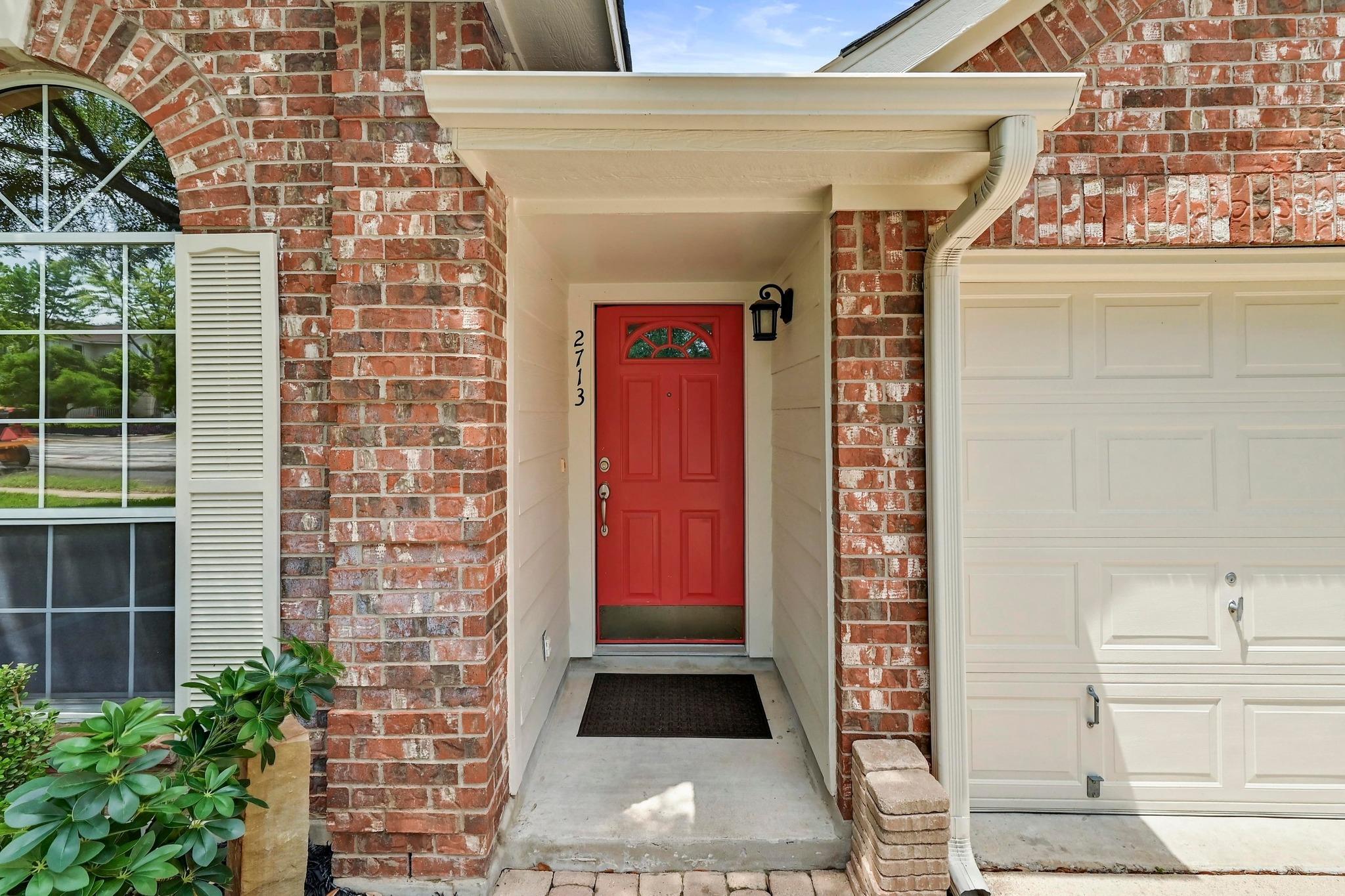 2713 OAKWOOD GLEN Dr, Cedar Park, TX 78613