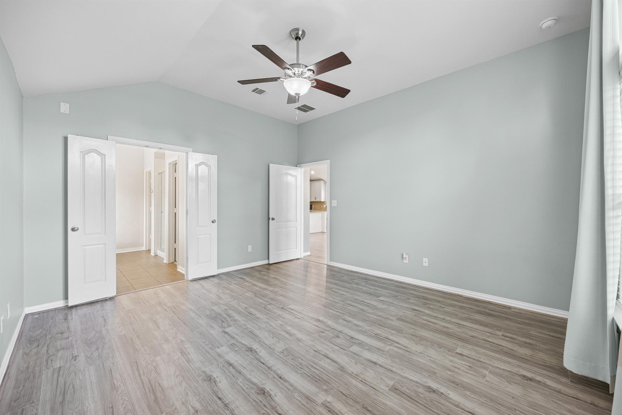 549 Pond View Pass, Buda, TX 78610
