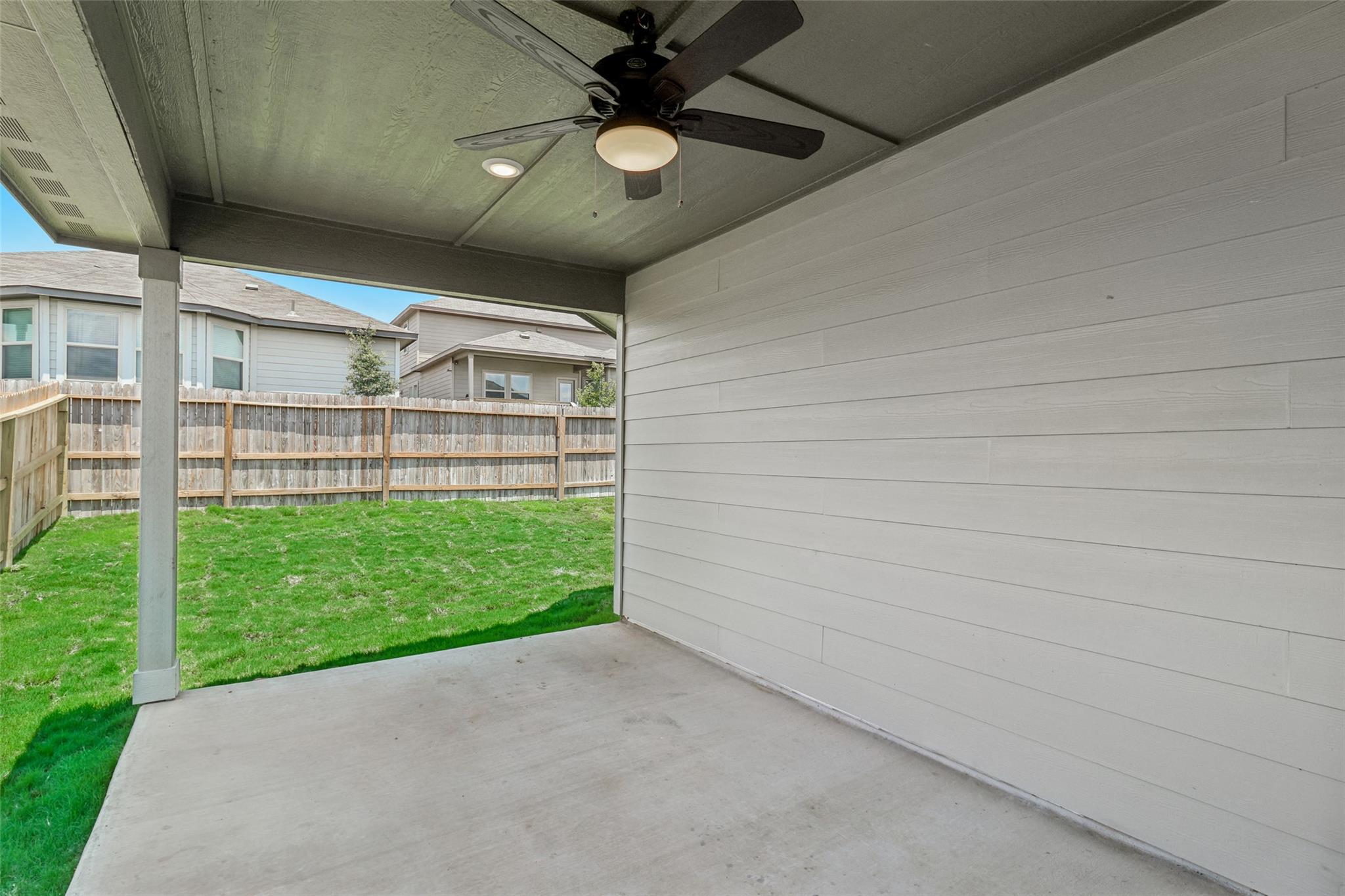 3076 Pike Dr, New Braunfels, TX 78132