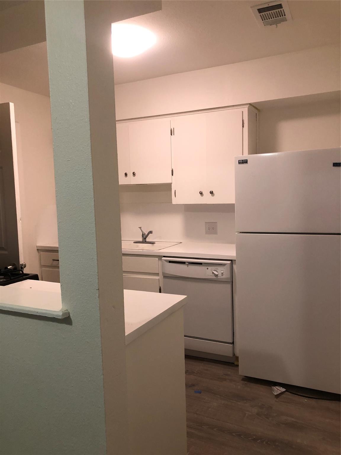 6502 S 1st St # 102, Austin, TX 78745