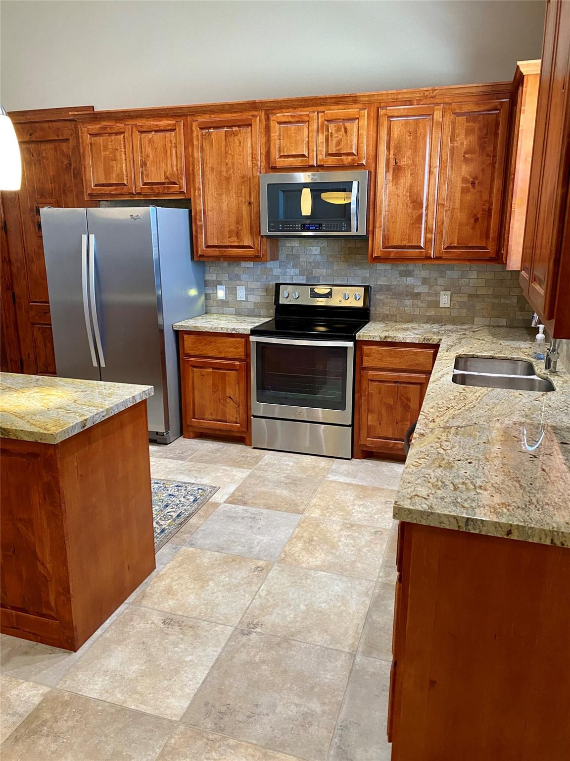 619 Cornehl Rd, Fredericksburg, TX 78624