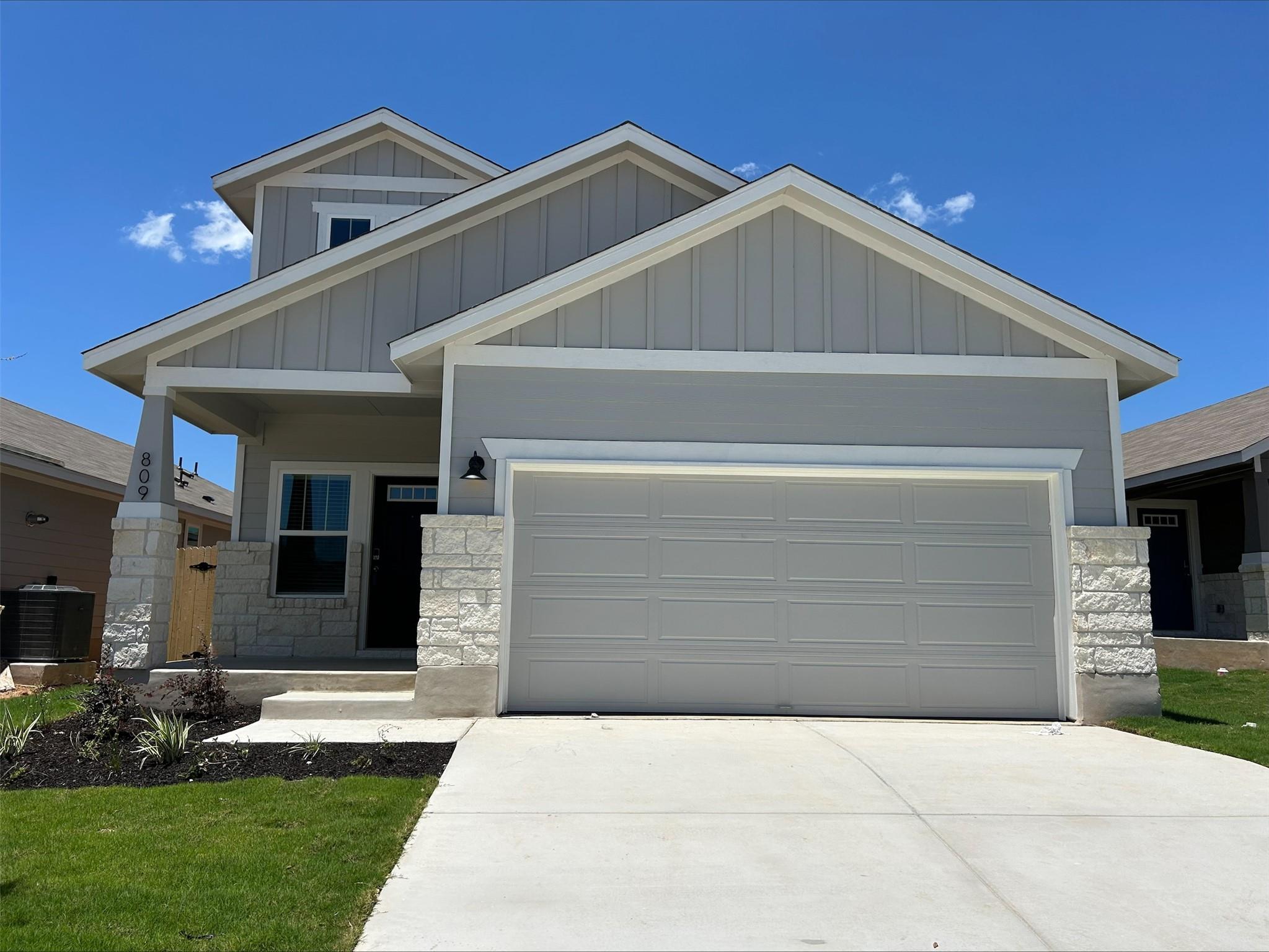 809 Sun Grove Trl, Georgetown, TX 78628