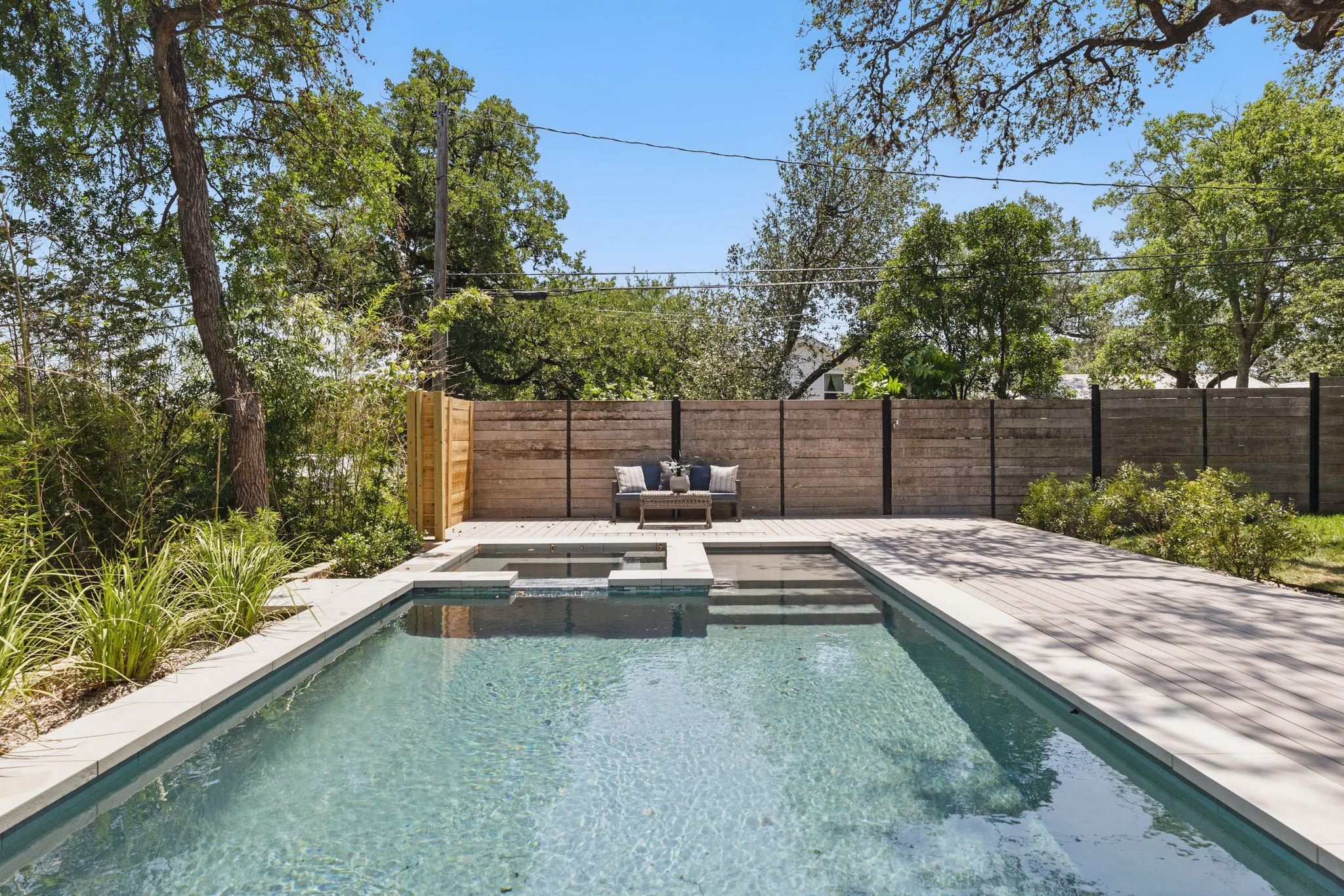 2304 W 8th, Austin, TX 78703