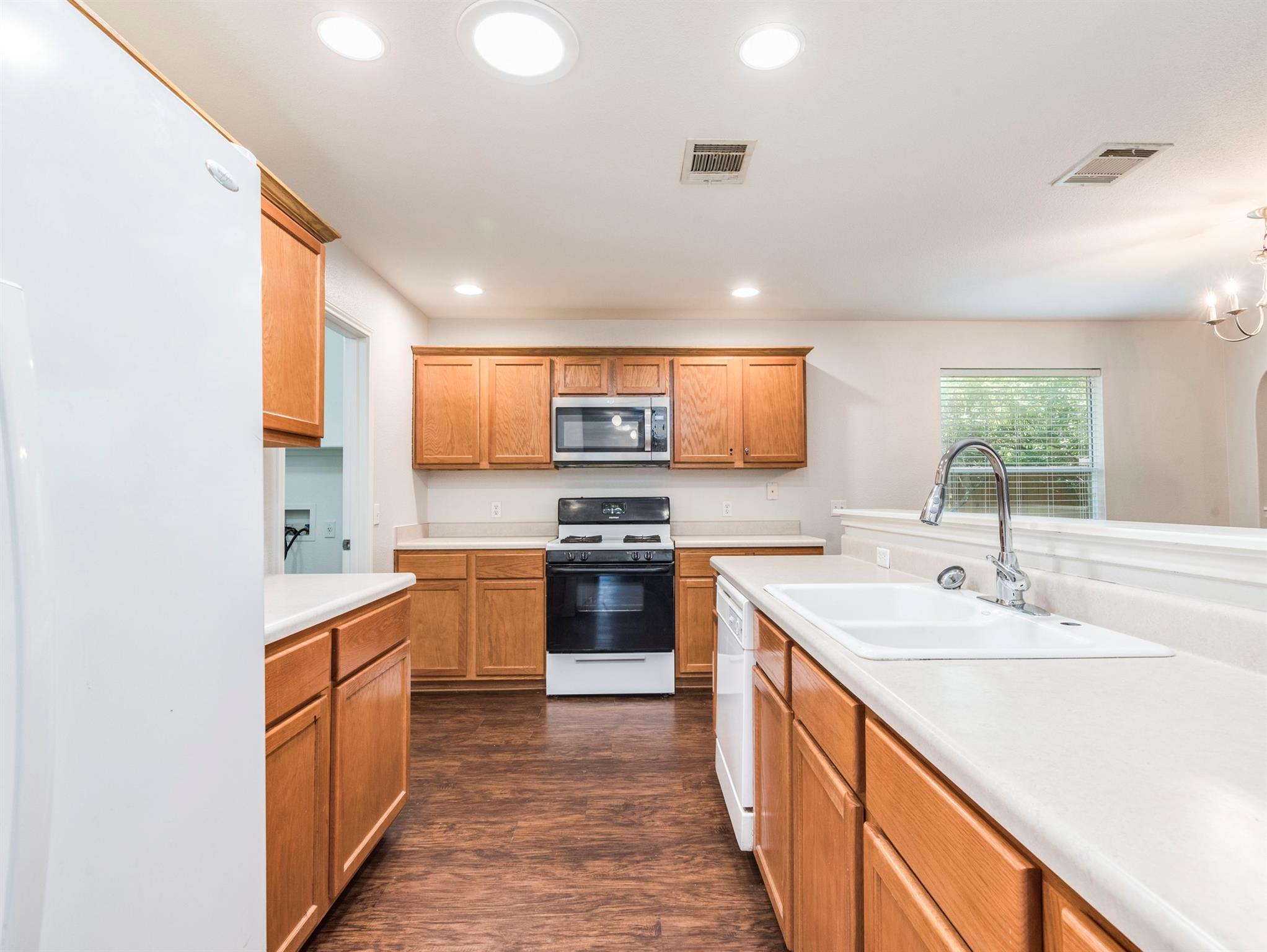 131 Ames Cv, Kyle, TX 78640