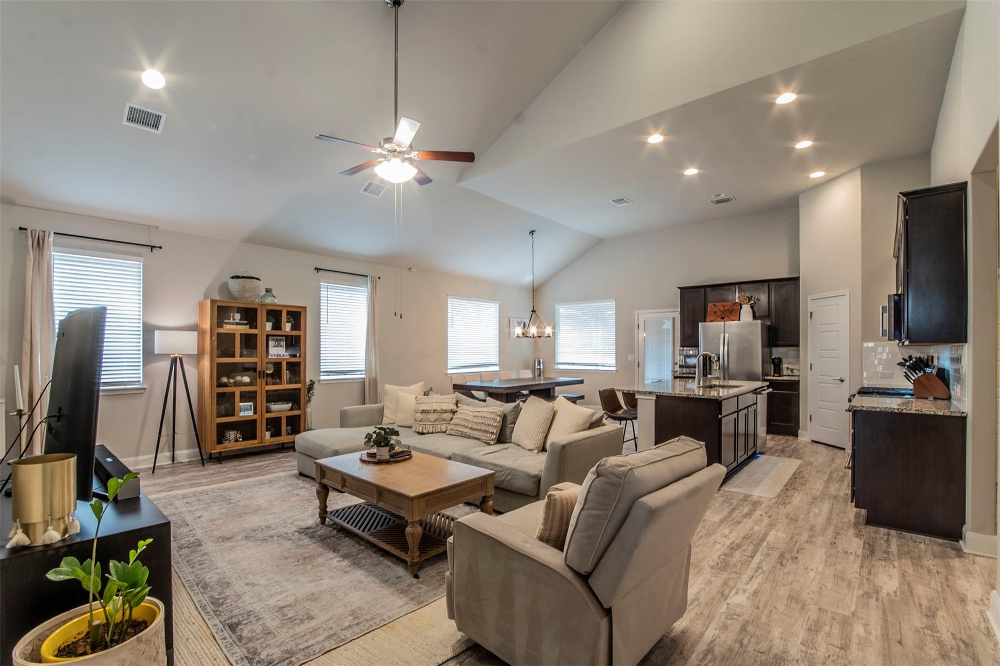 9213 Margaret Jewel Ln, Austin, TX 78748