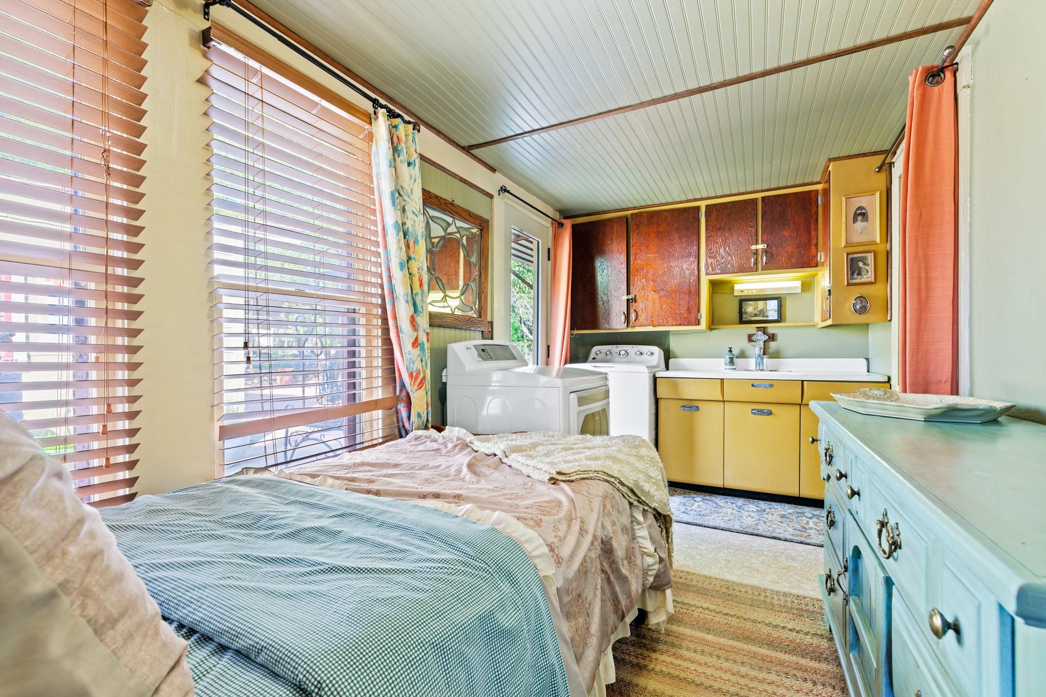 303 Austin St, Fredericksburg, TX 78624