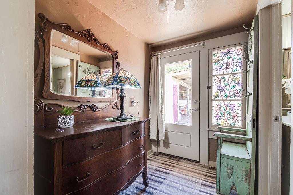 303 Austin St, Fredericksburg, TX 78624