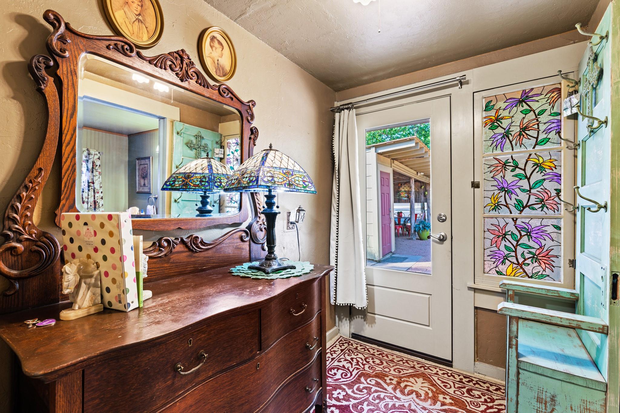 303 Austin St, Fredericksburg, TX 78624