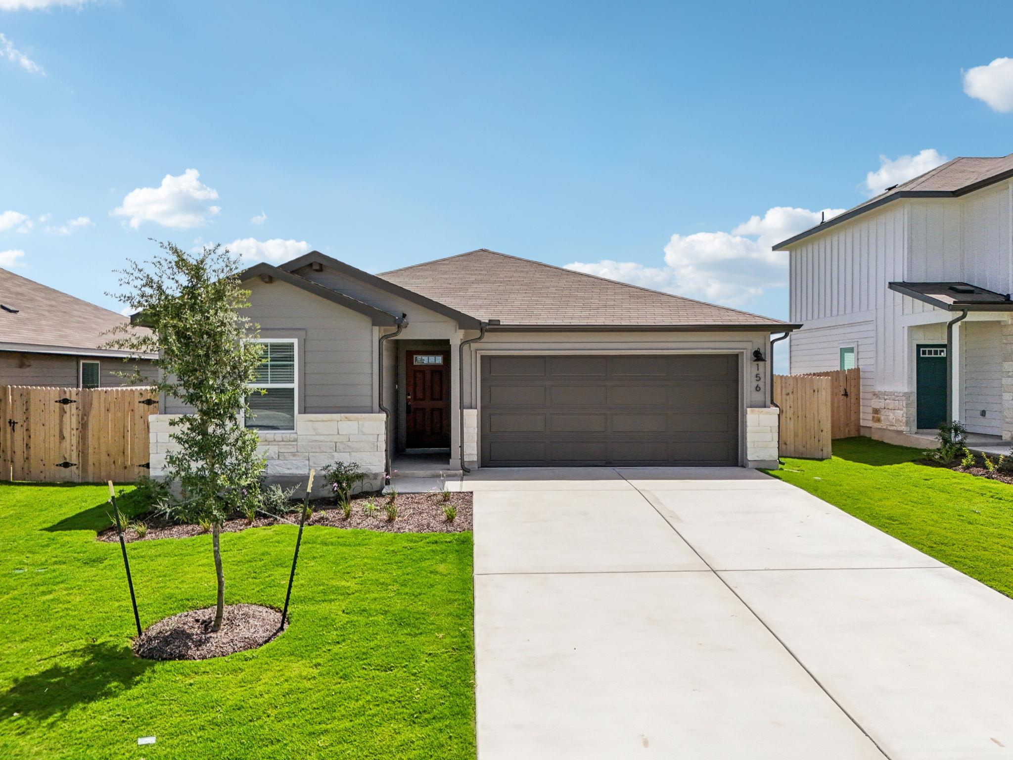 156 Honey Bee Rd, Jarrell, TX 76537