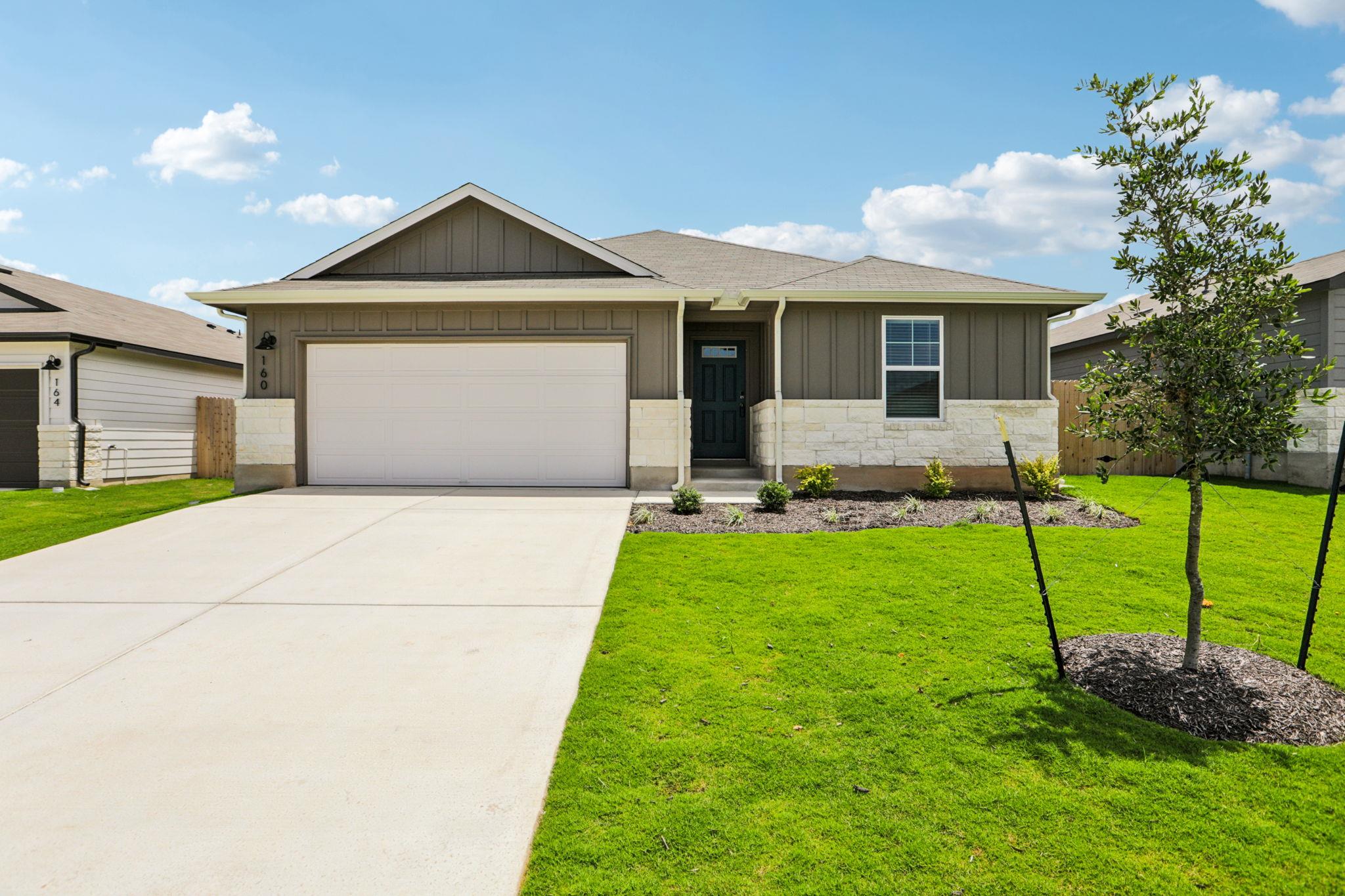 160 Honey Bee Rd, Jarrell, TX 76537