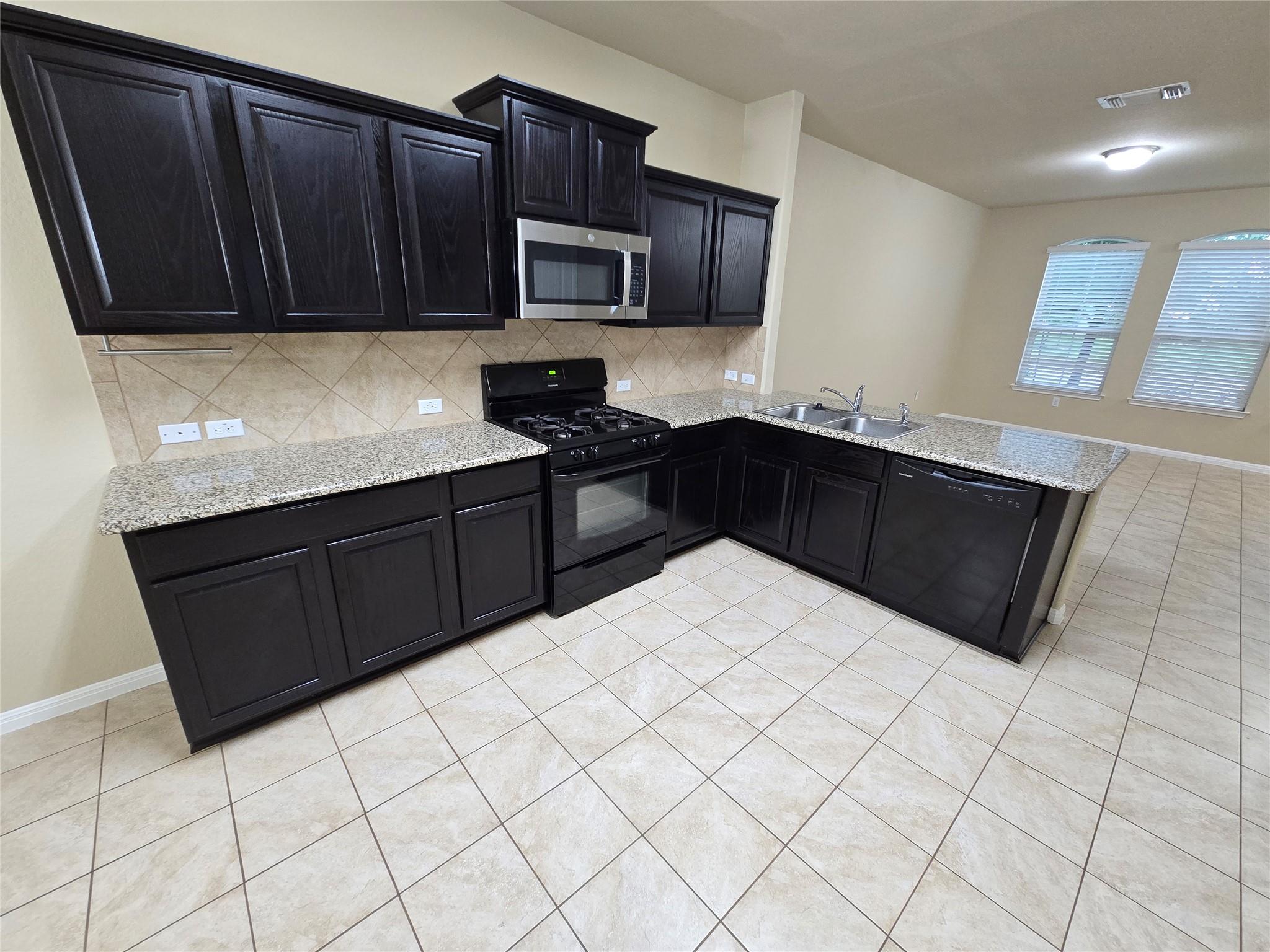 1508 Hamiltons Way, Leander, TX 78641