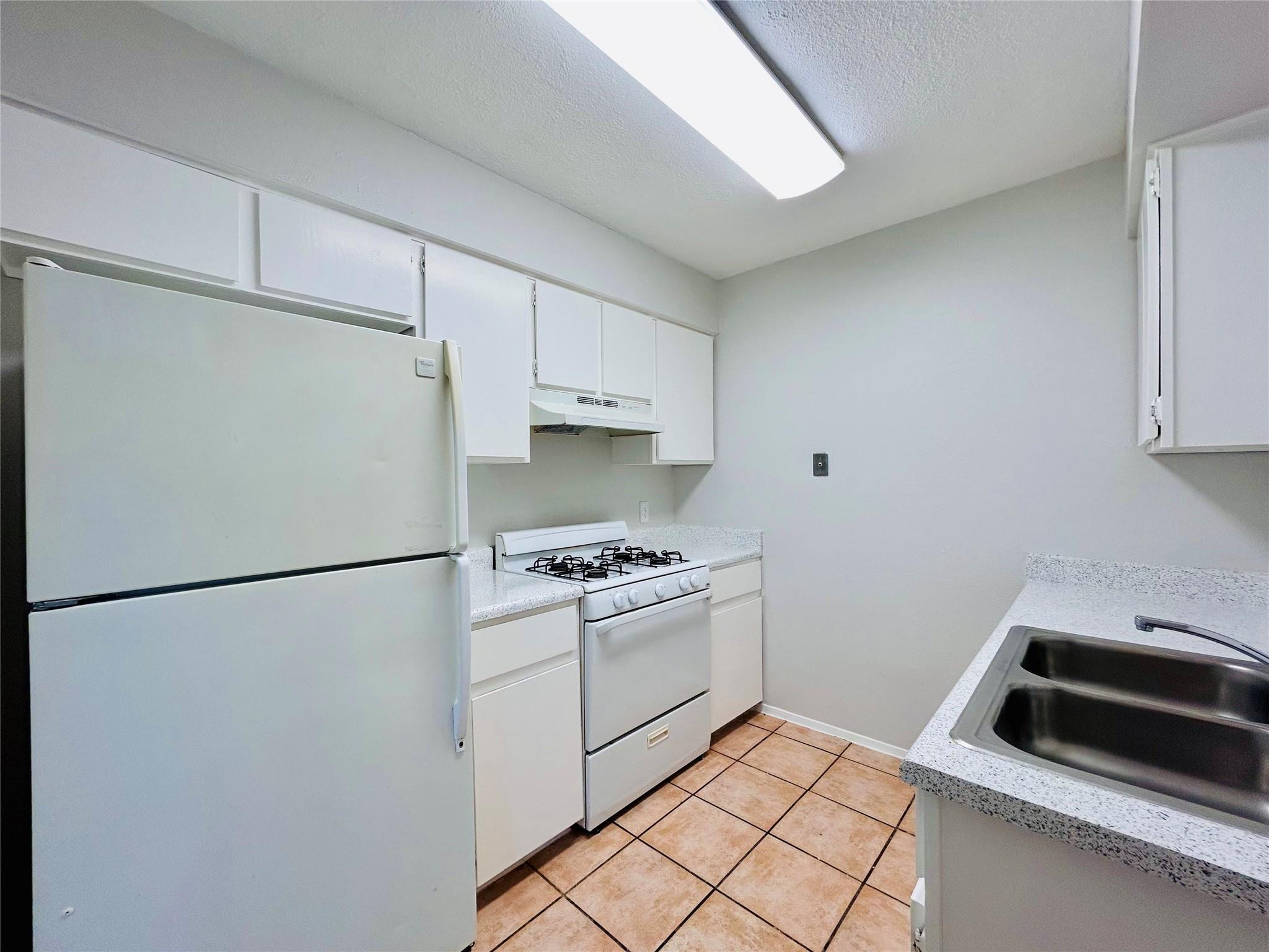 12211 Dundee Dr # A, Austin, TX 78759